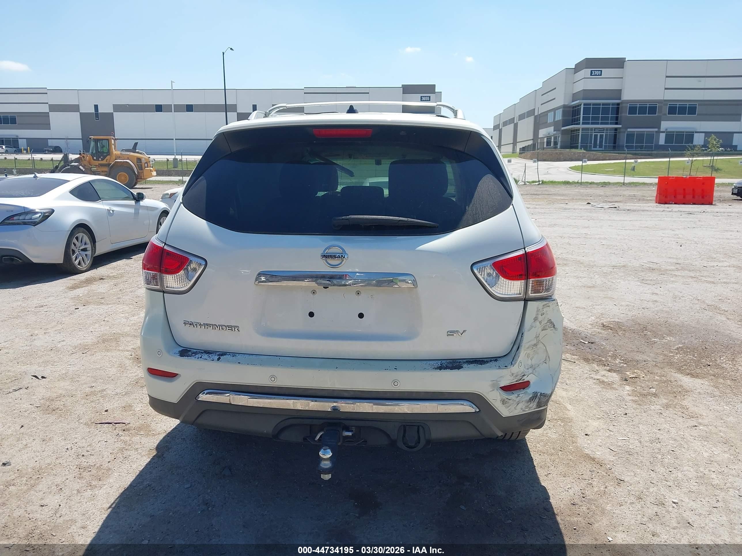 2014 Nissan Pathfinder Sv Белый vin: 5N1AR2MN0EC686344