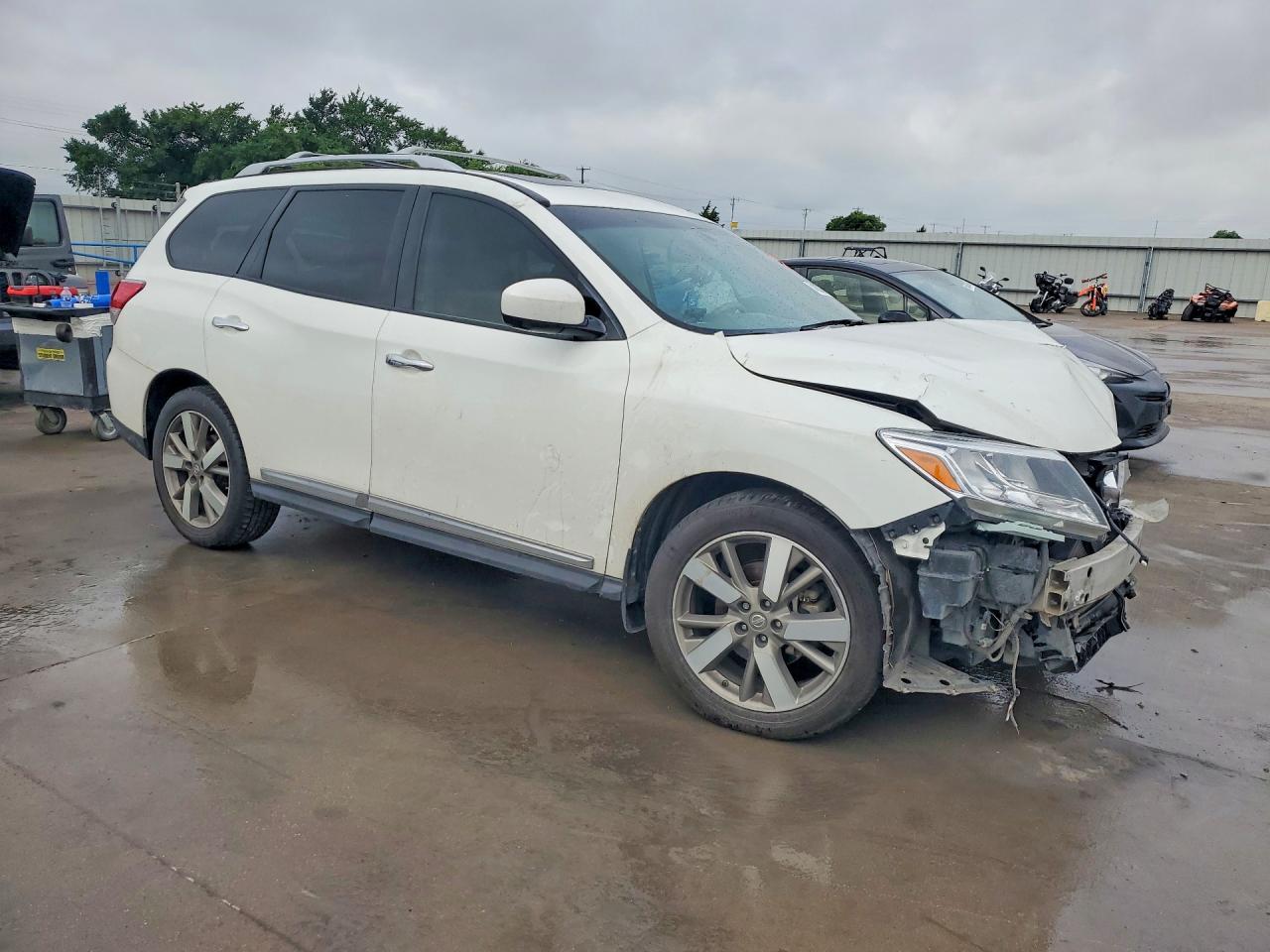 2014 Nissan Pathfinder S White vin: 5N1AR2MN0EC698073