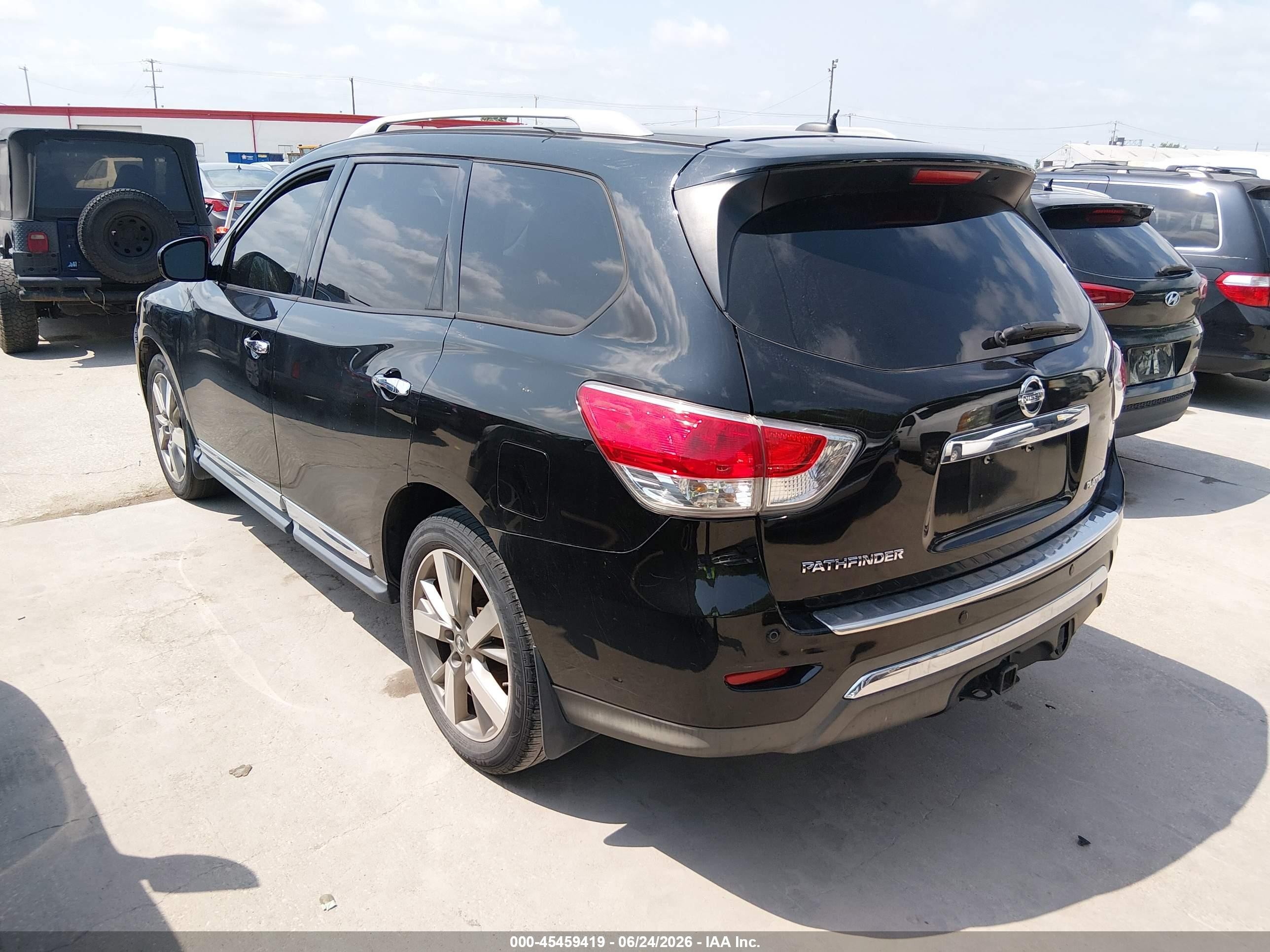 2014 Nissan Pathfinder Platinum Black vin: 5N1AR2MN0EC724672