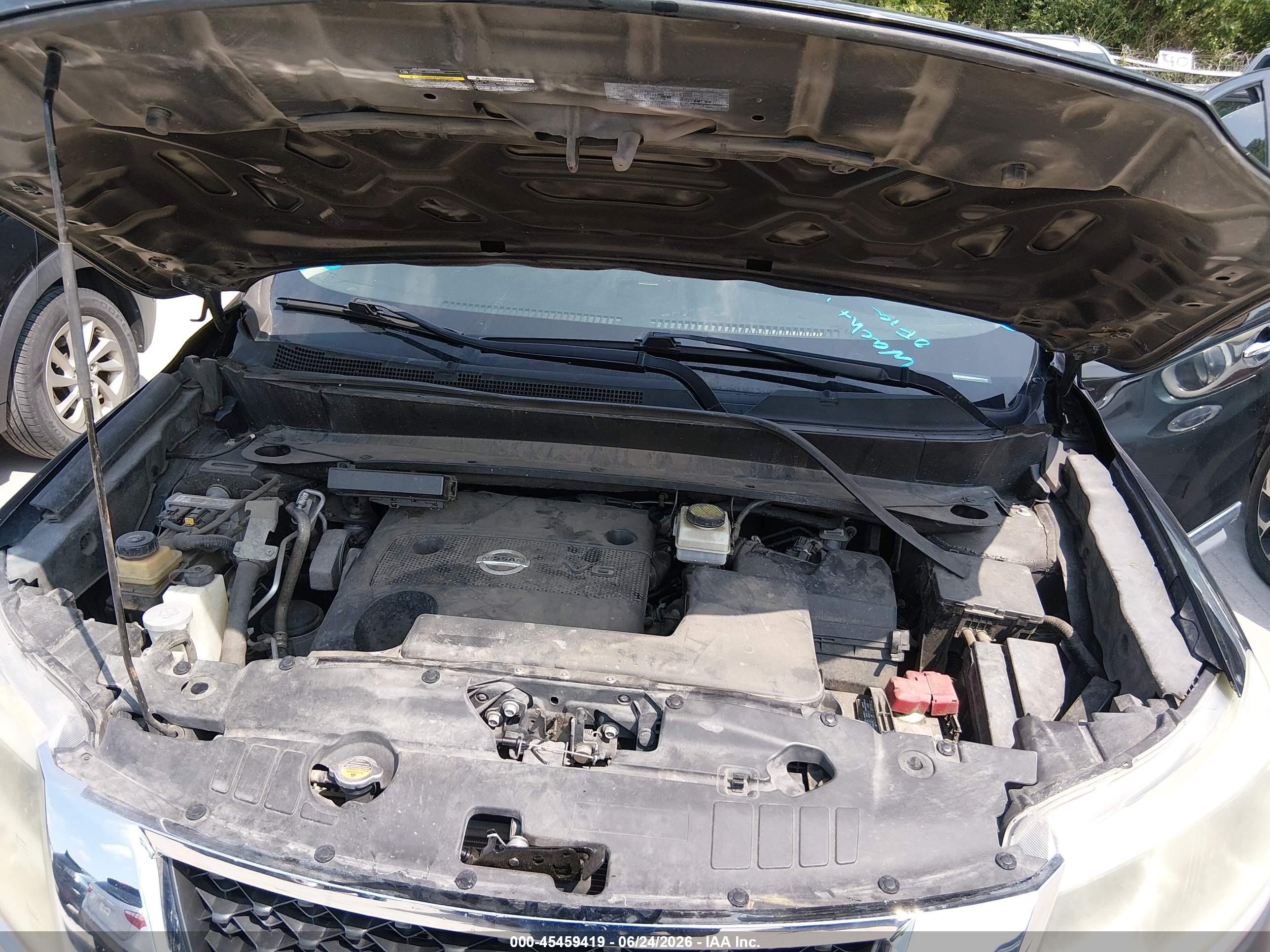 2014 Nissan Pathfinder Platinum Black vin: 5N1AR2MN0EC724672