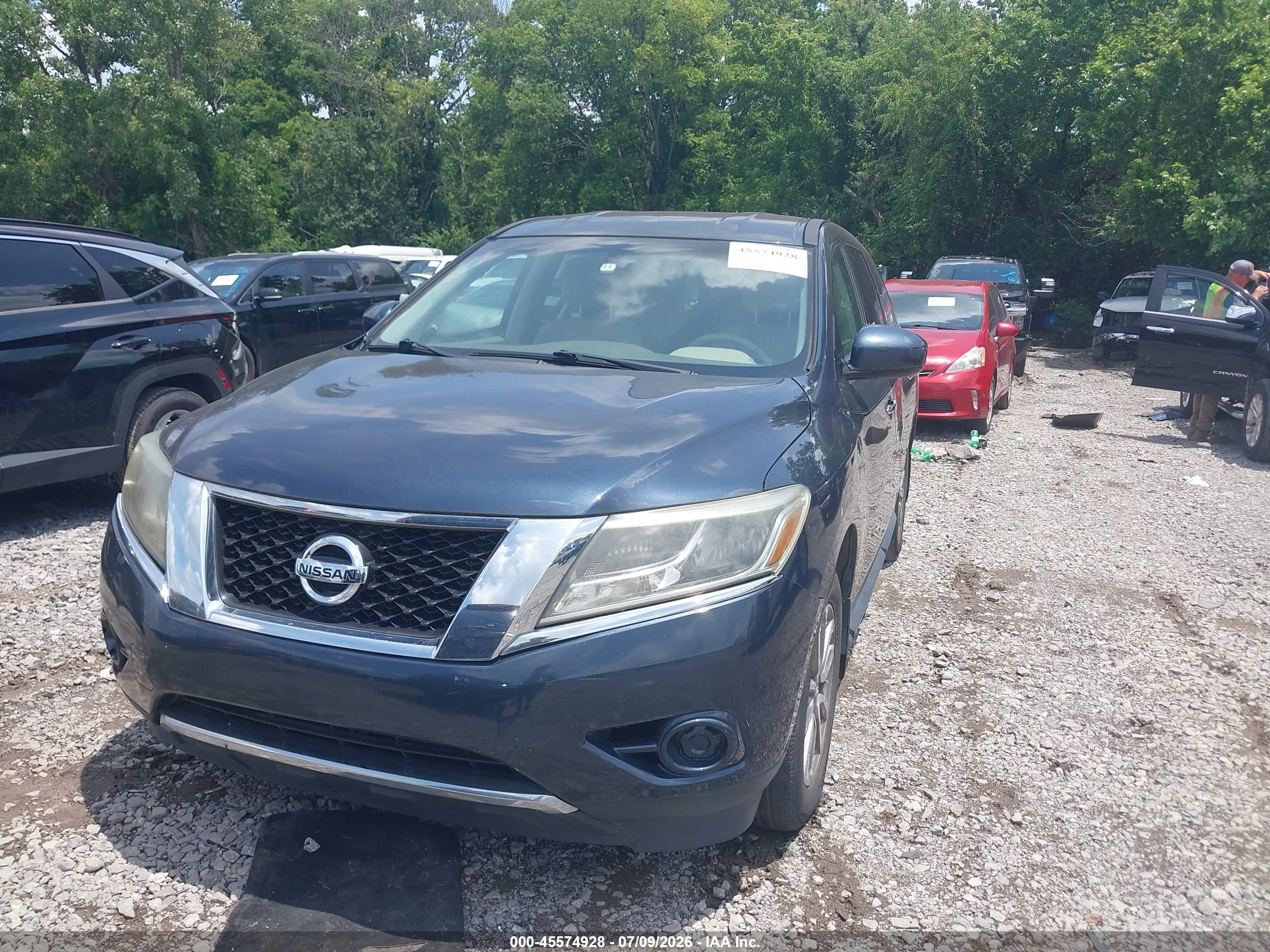 2014 Nissan Pathfinder S Blue vin: 5N1AR2MN0EC726650