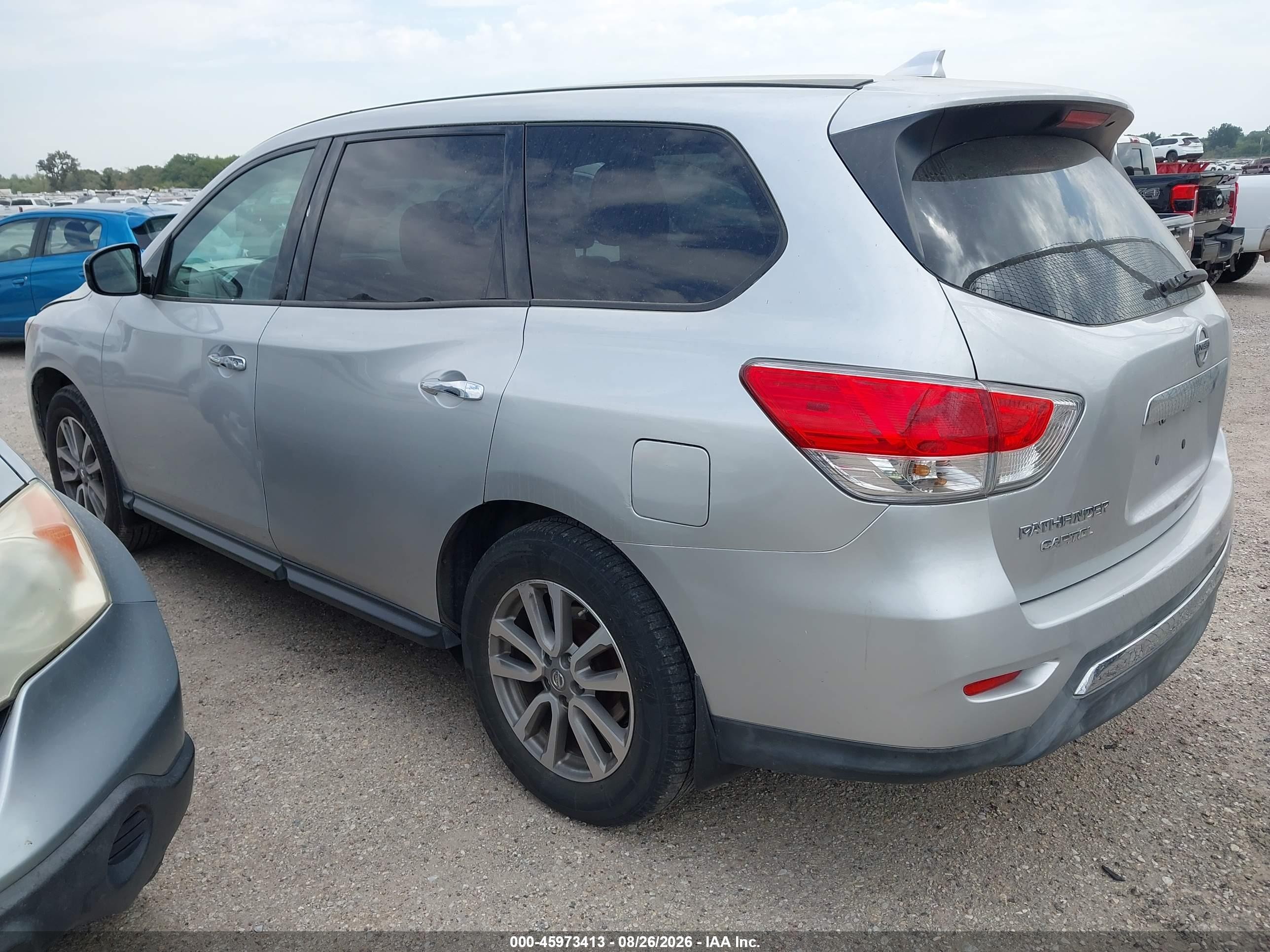 2015 Nissan Pathfinder S Silver vin: 5N1AR2MN0FC606218