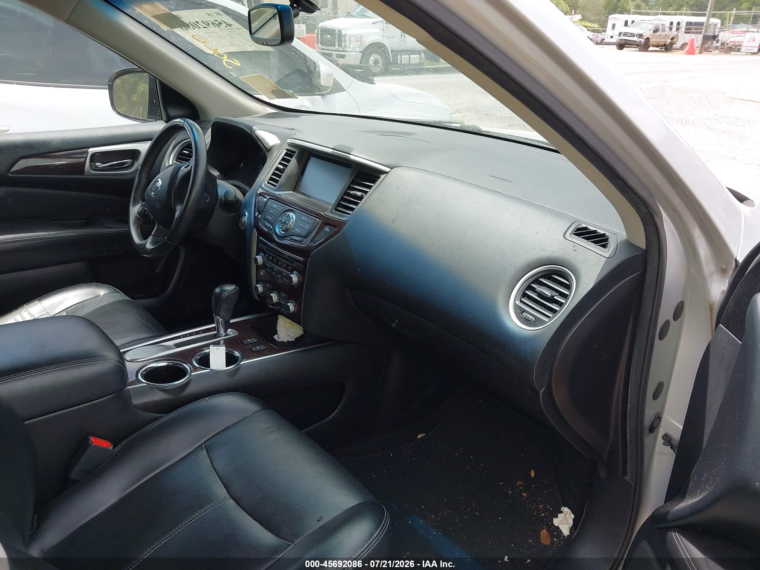 2015 Nissan Pathfinder Sl Silver vin: 5N1AR2MN0FC611855