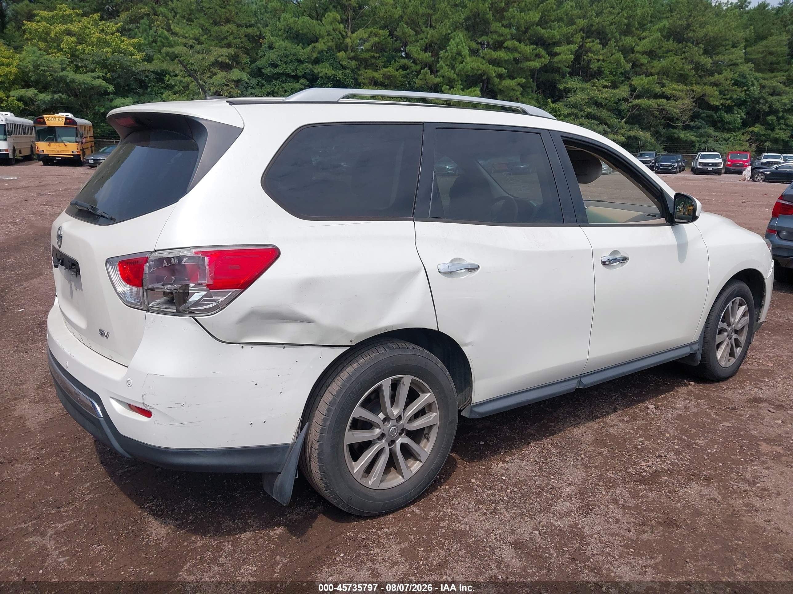 2015 Nissan Pathfinder Sv White vin: 5N1AR2MN0FC691822