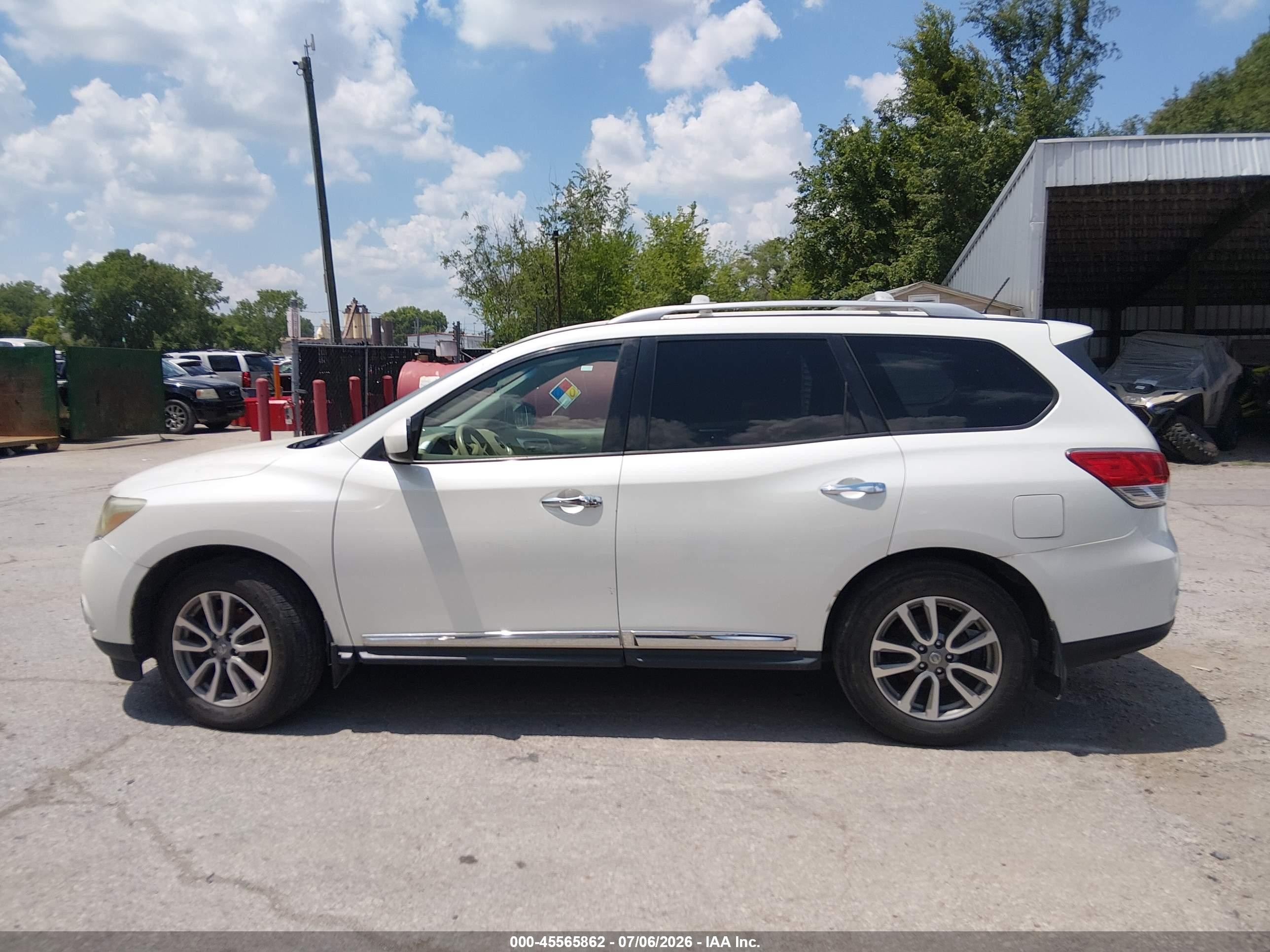 2015 Nissan Pathfinder Sl White vin: 5N1AR2MN0FC703158