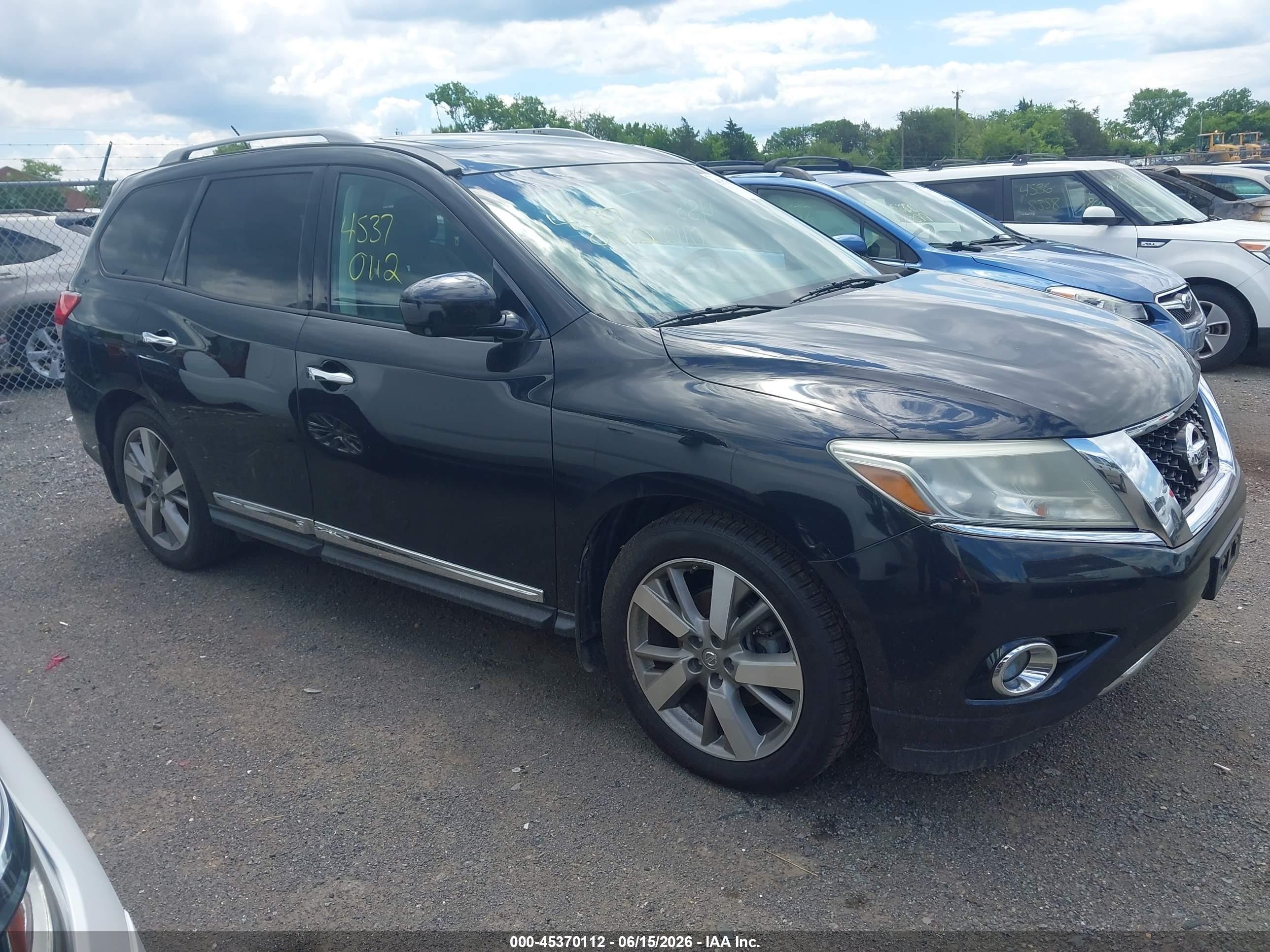 2015 Nissan Pathfinder Platinum Black vin: 5N1AR2MN0FC712247