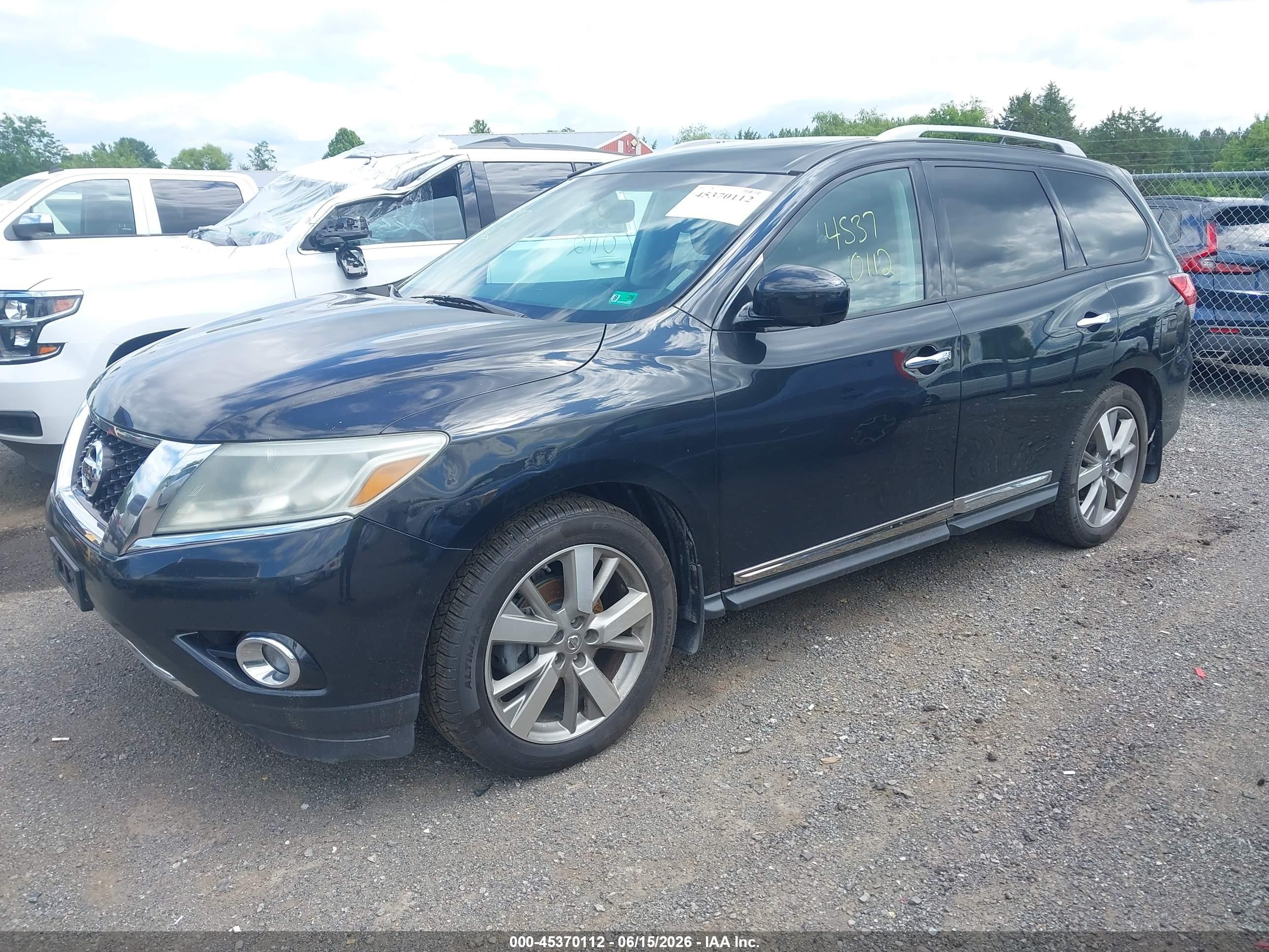 2015 Nissan Pathfinder Platinum Black vin: 5N1AR2MN0FC712247