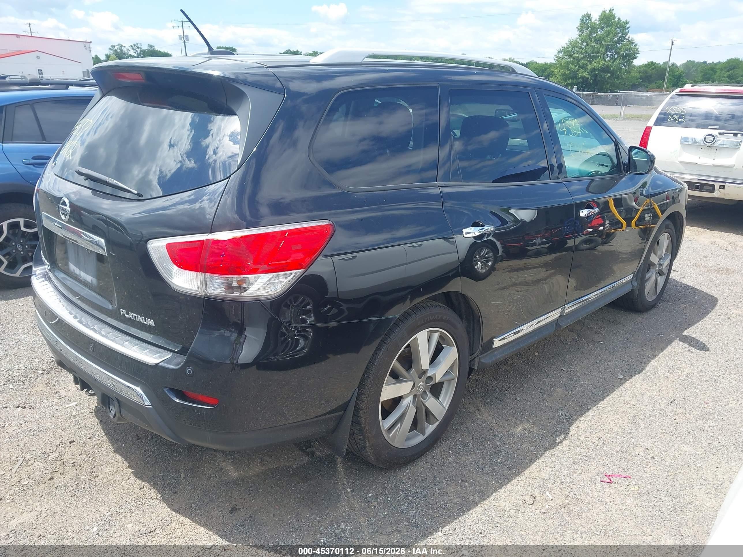 2015 Nissan Pathfinder Platinum Black vin: 5N1AR2MN0FC712247