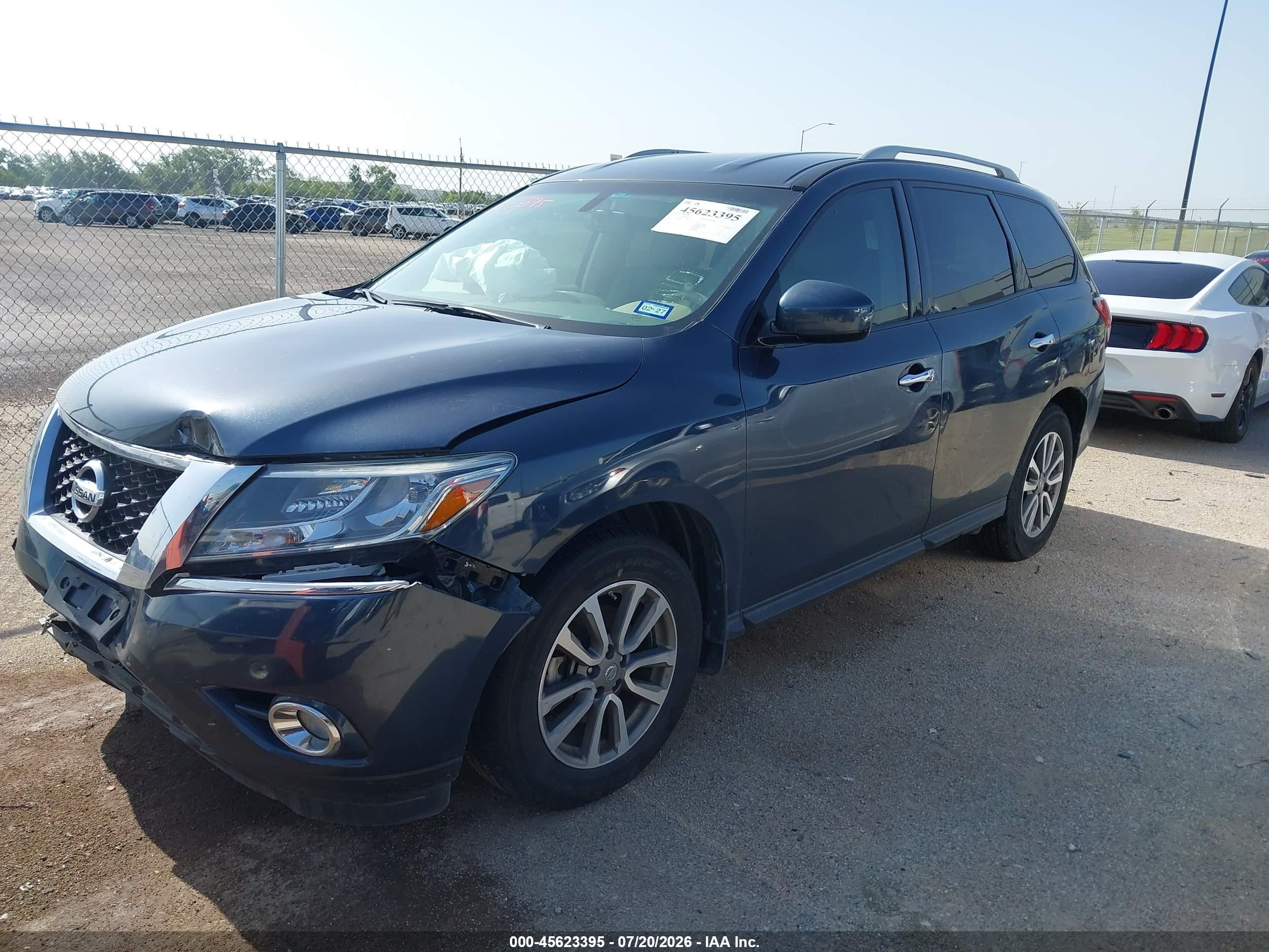 2015 Nissan Pathfinder Sv Blue vin: 5N1AR2MN0FC721482
