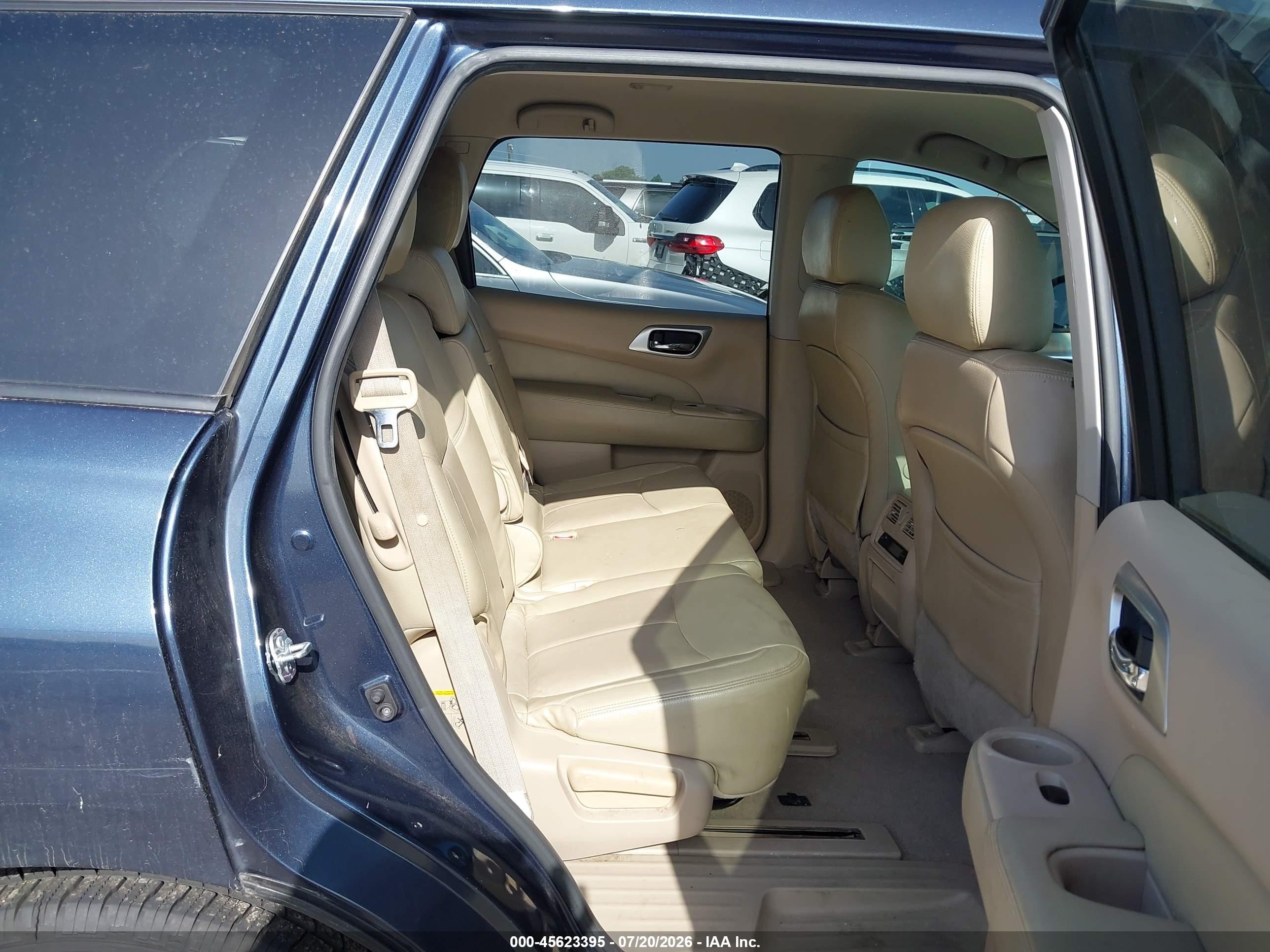 2015 Nissan Pathfinder Sv Blue vin: 5N1AR2MN0FC721482
