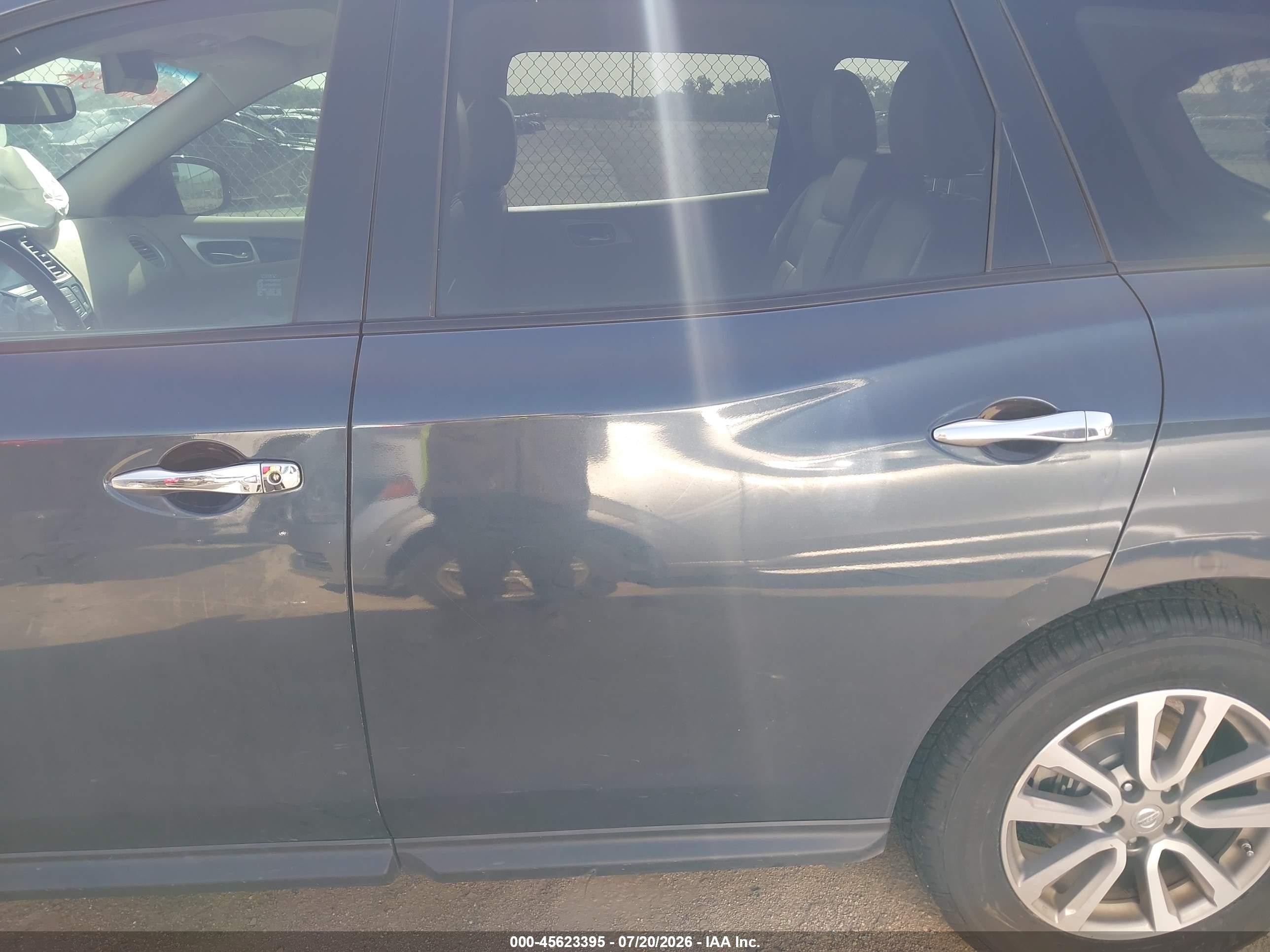 2015 Nissan Pathfinder Sv Blue vin: 5N1AR2MN0FC721482