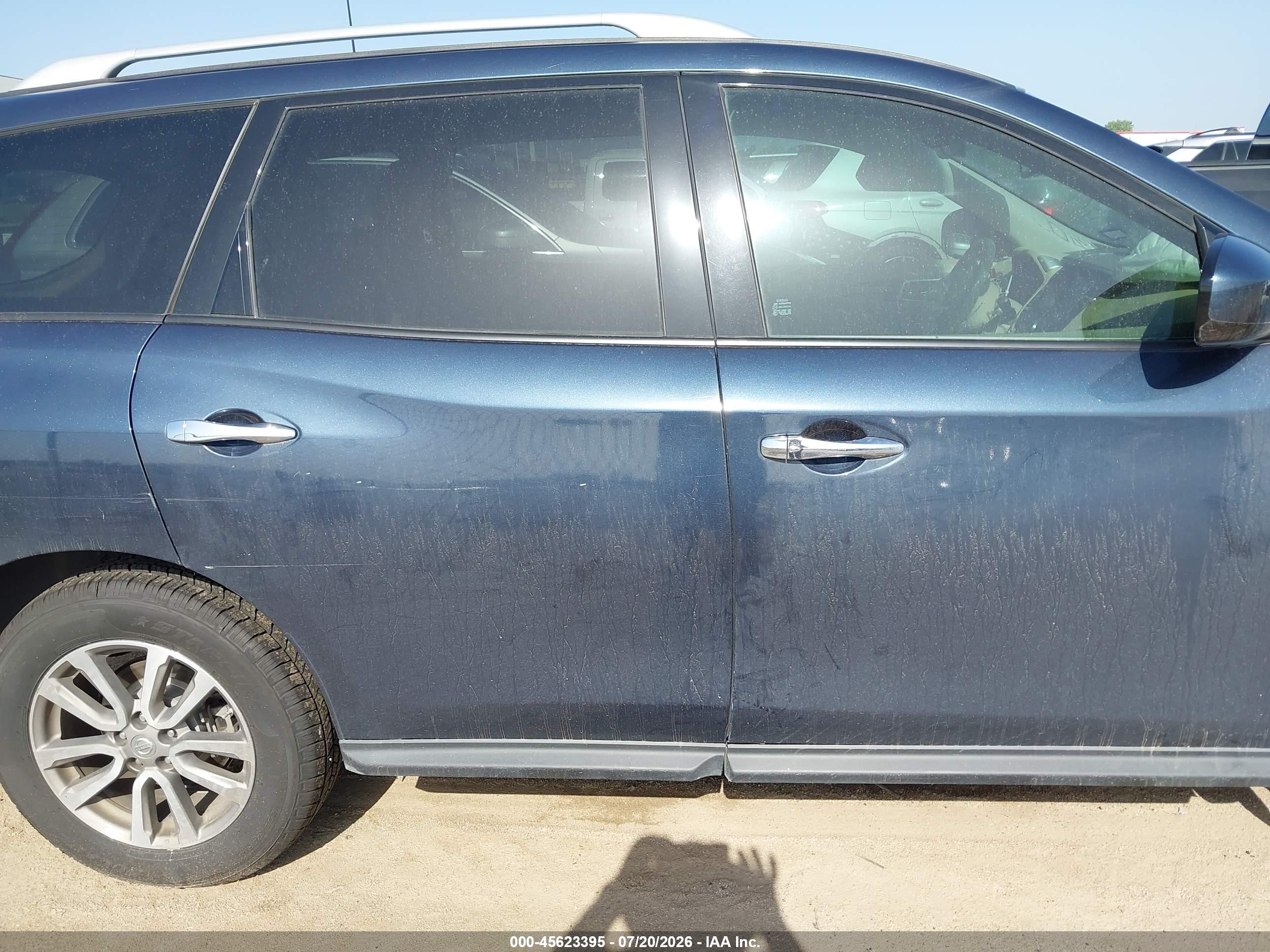 2015 Nissan Pathfinder Sv Blue vin: 5N1AR2MN0FC721482