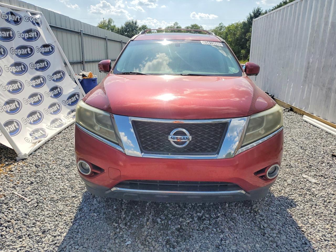 2013 Nissan Pathfinder S Red vin: 5N1AR2MN1DC600117