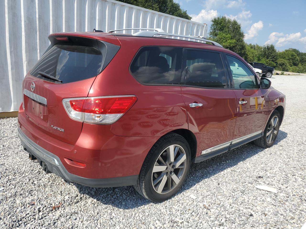 2013 Nissan Pathfinder S Red vin: 5N1AR2MN1DC600117 Damage: Right Qtr Panel, Dent(S) W/No Paint Dmg, < 1/8 Inch
