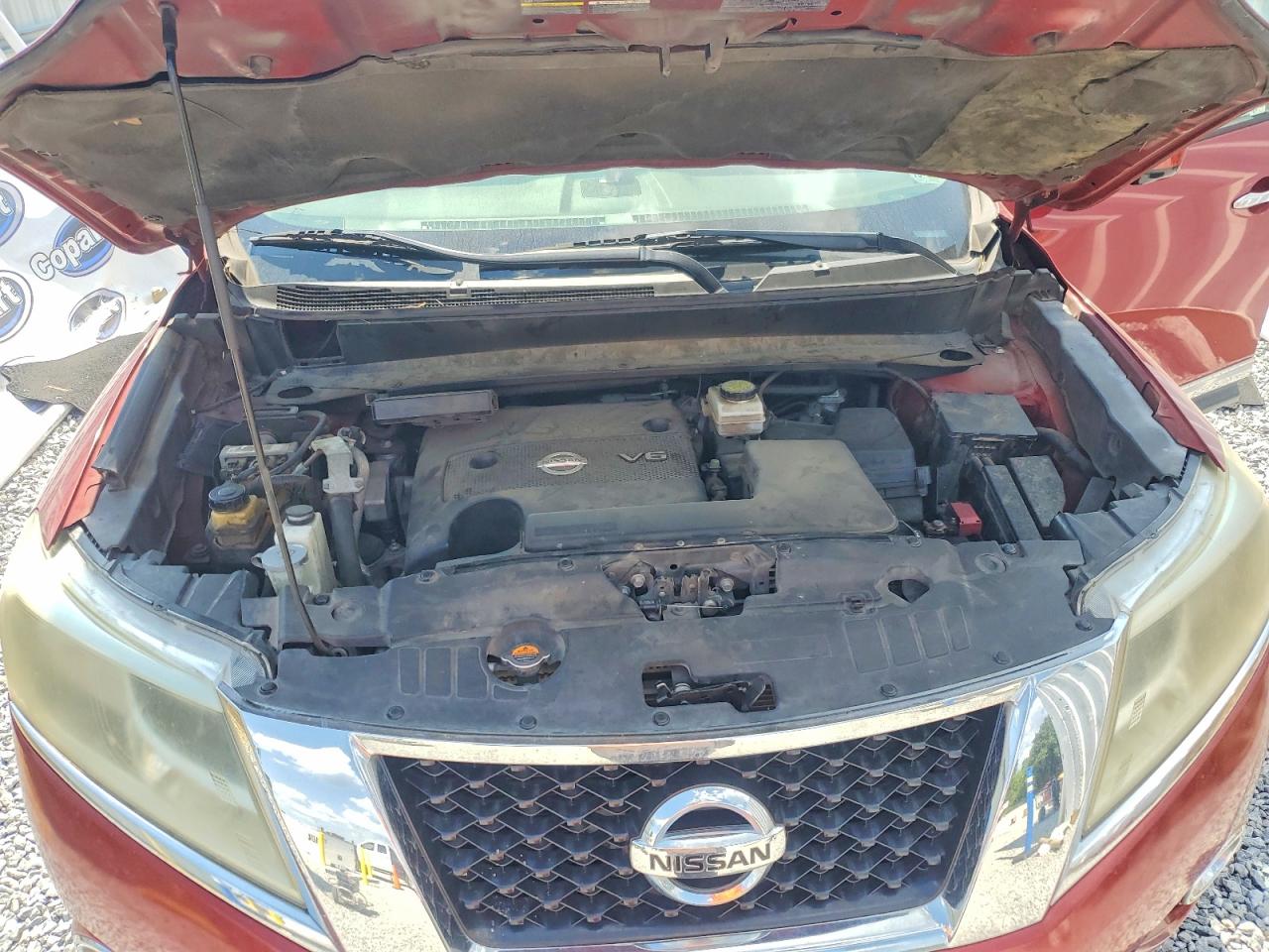 2013 Nissan Pathfinder S Red vin: 5N1AR2MN1DC600117