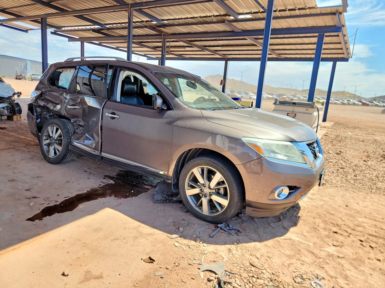 2013 Nissan Pathfinder S Tan vin: 5N1AR2MN1DC611408