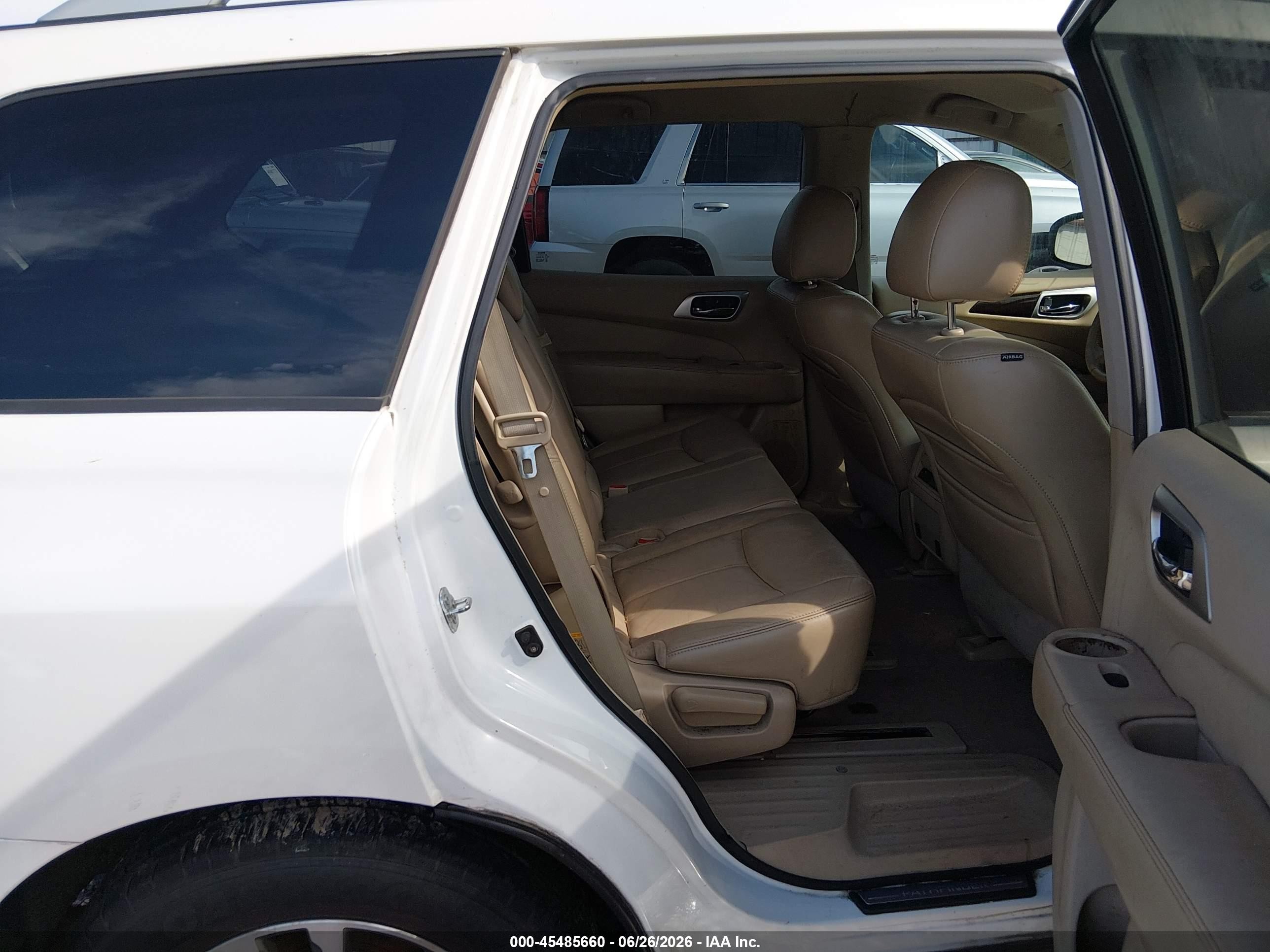 2013 Nissan Pathfinder Sl White vin: 5N1AR2MN1DC645672