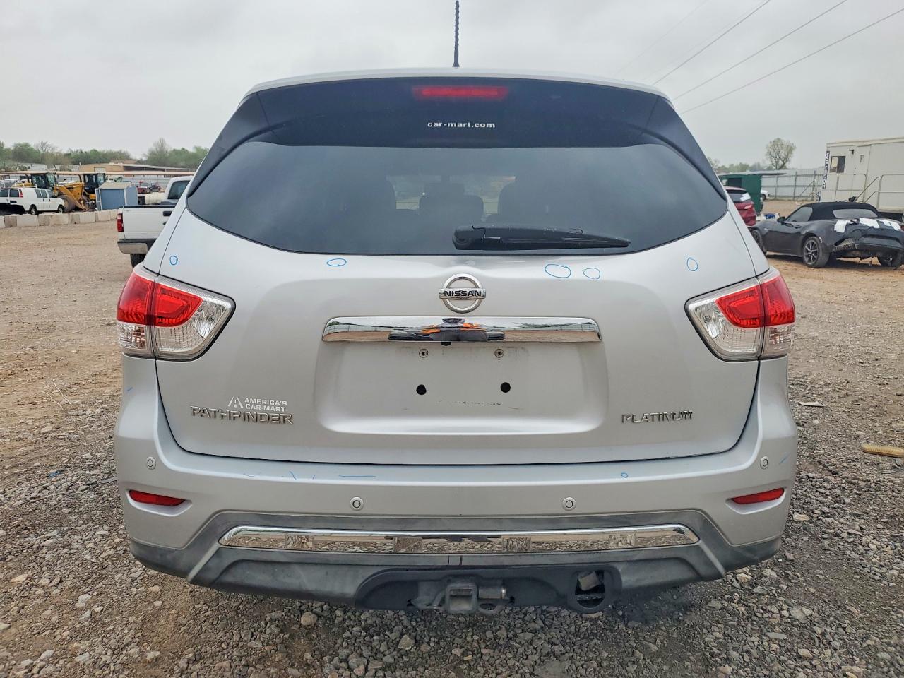 2013 Nissan Pathfinder S Silver vin: 5N1AR2MN1DC653206