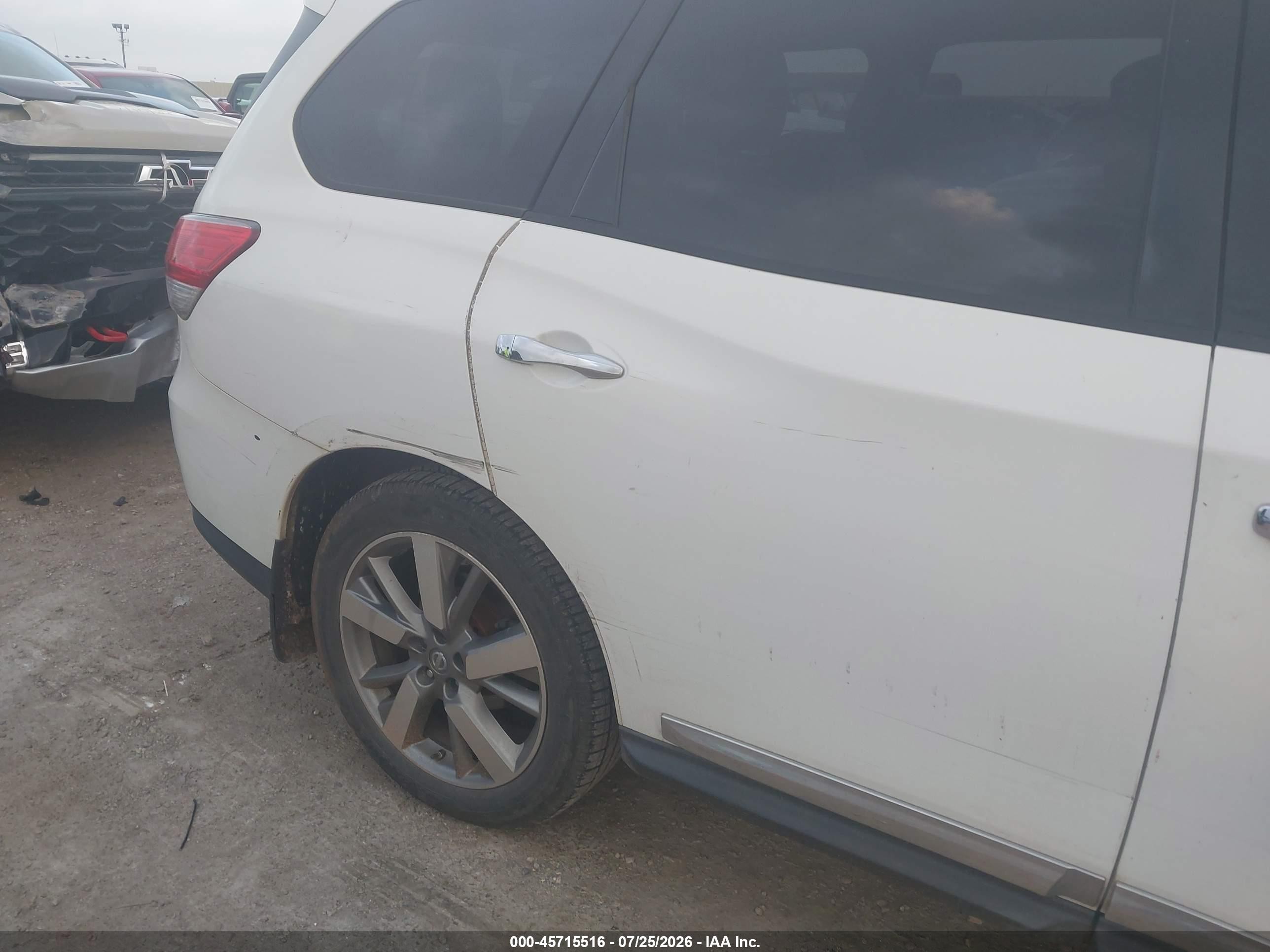 2013 Nissan Pathfinder Platinum White vin: 5N1AR2MN1DC676257