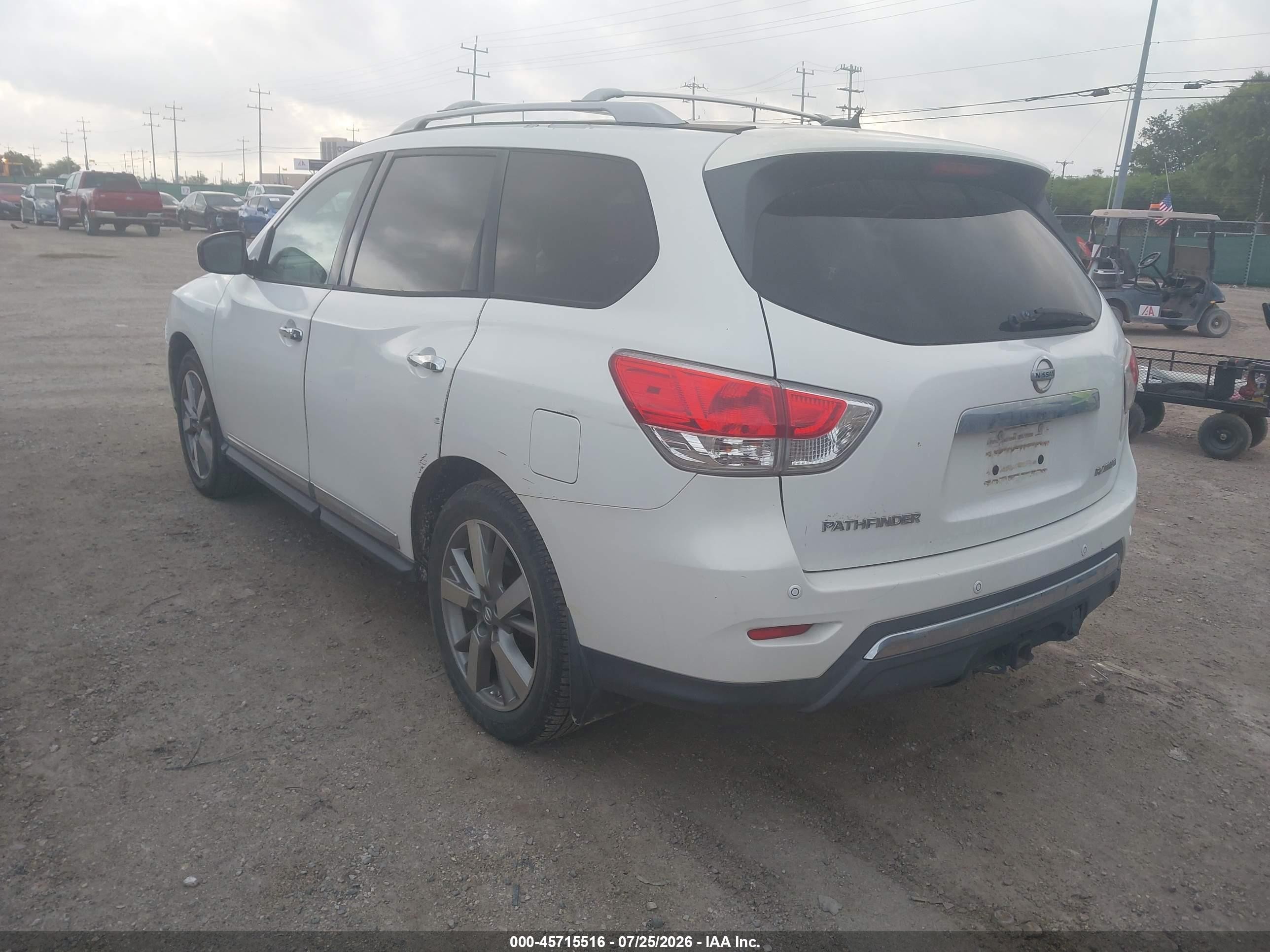 2013 Nissan Pathfinder Platinum White vin: 5N1AR2MN1DC676257