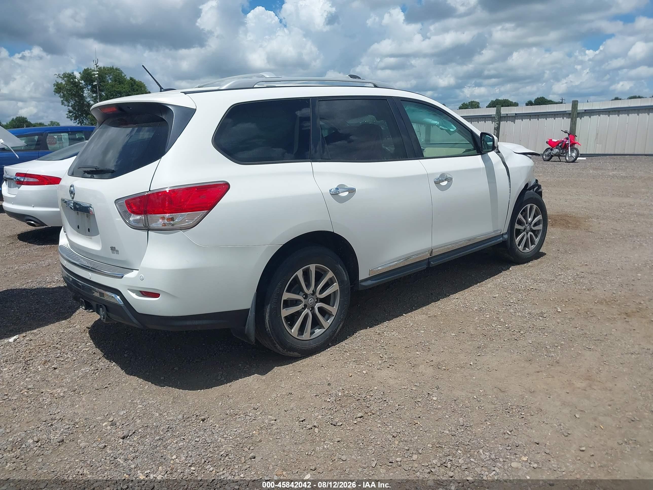 2013 Nissan Pathfinder Sl White vin: 5N1AR2MN1DC686111