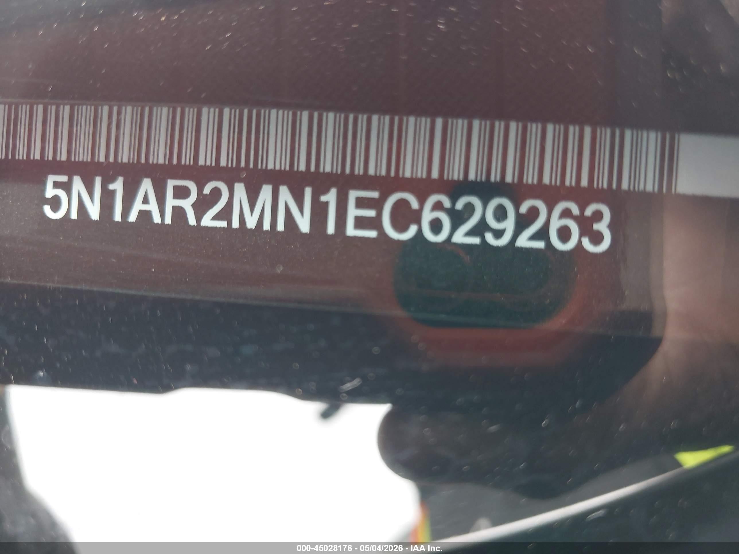2014 Nissan Pathfinder S Silver vin: 5N1AR2MN1EC629263