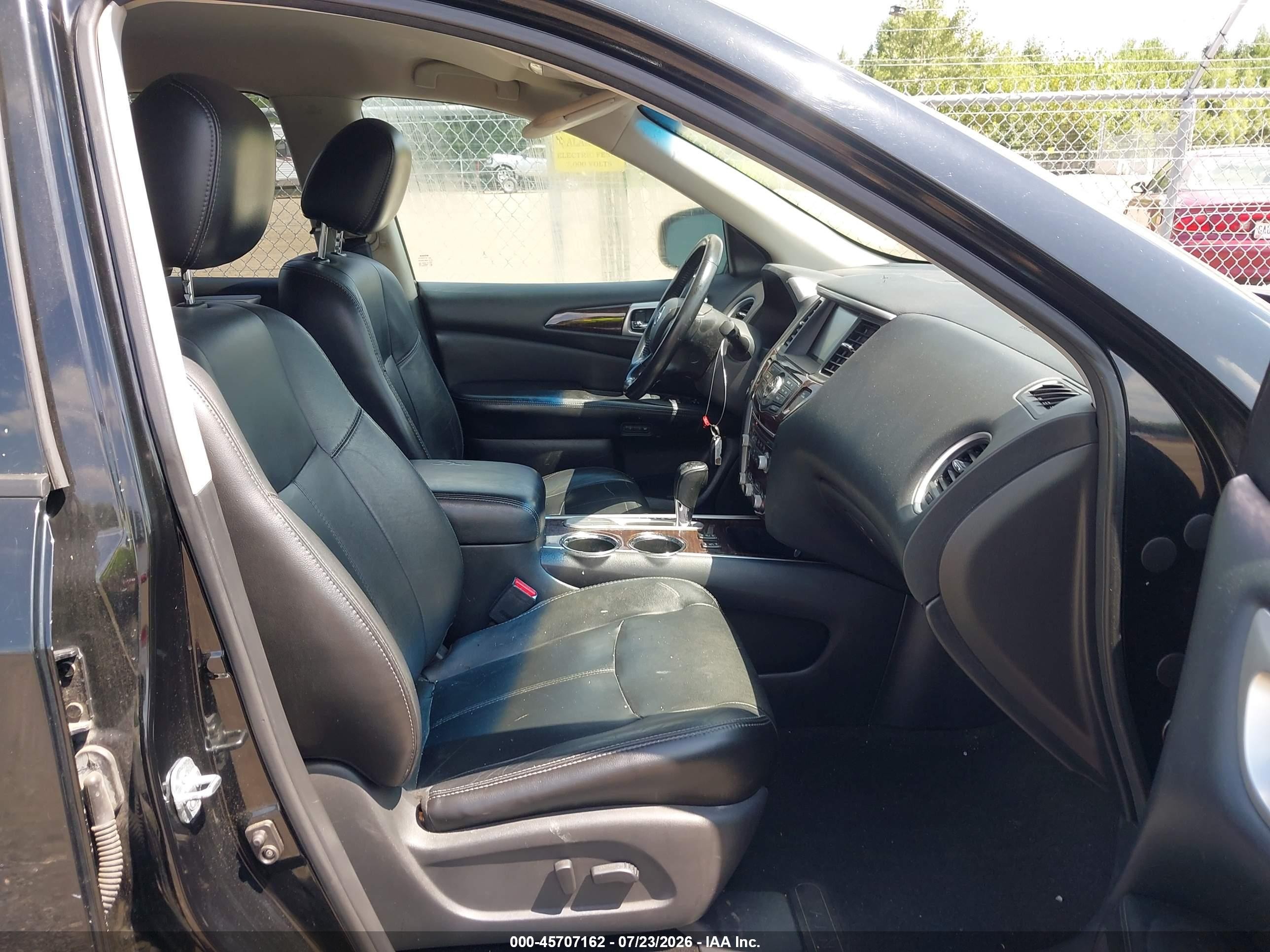 2014 Nissan Pathfinder Sl Черный vin: 5N1AR2MN1EC642952