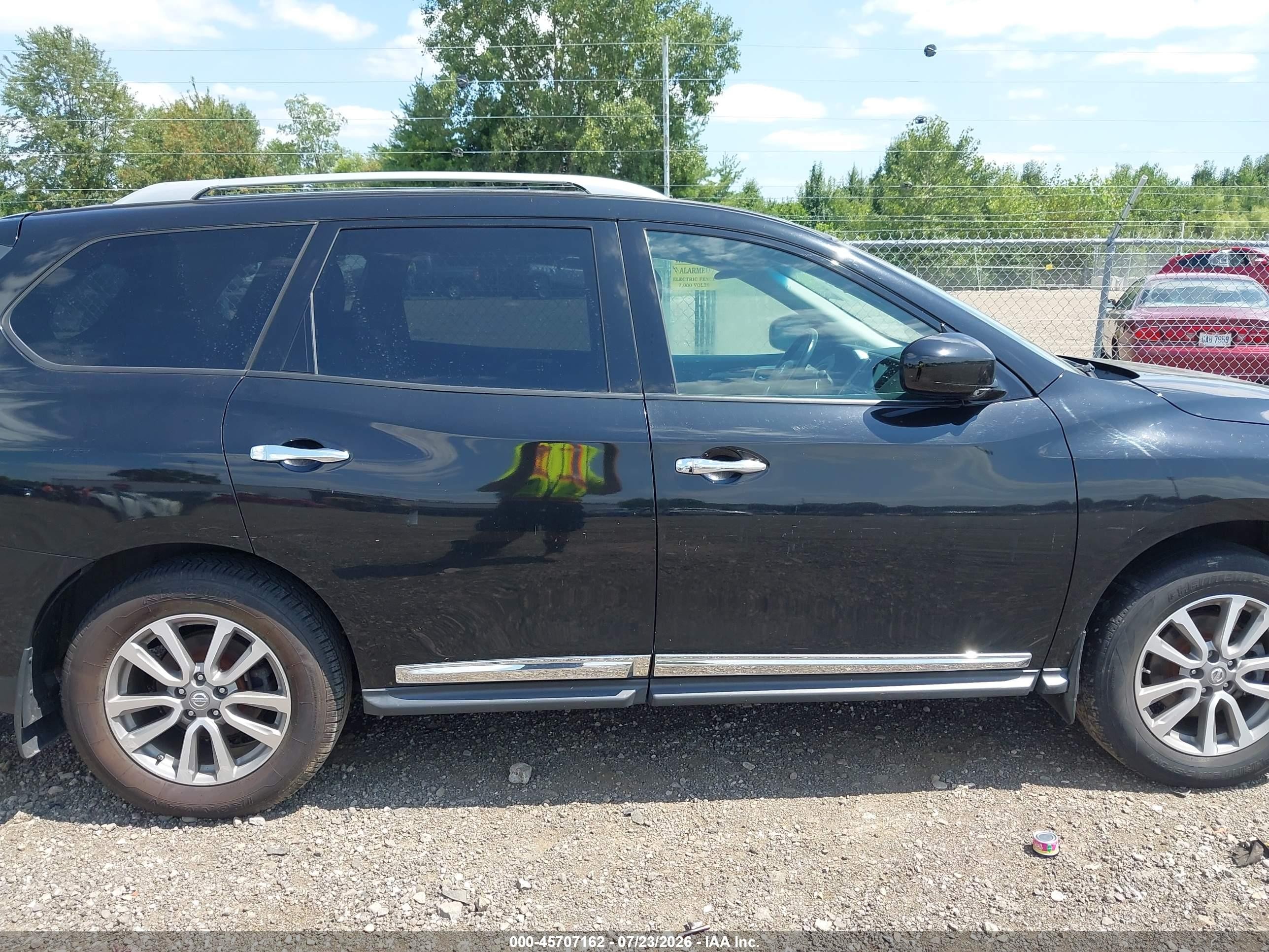 2014 Nissan Pathfinder Sl Черный vin: 5N1AR2MN1EC642952