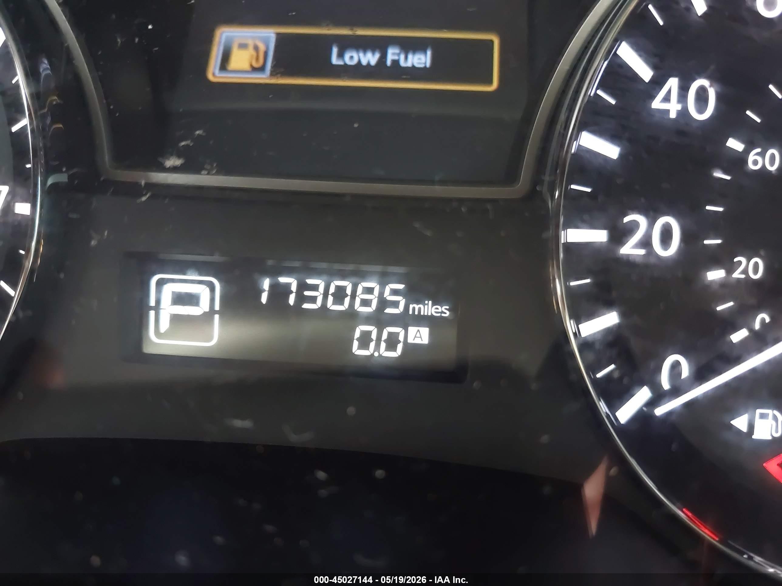 2014 Nissan Pathfinder Sv White vin: 5N1AR2MN1EC651151