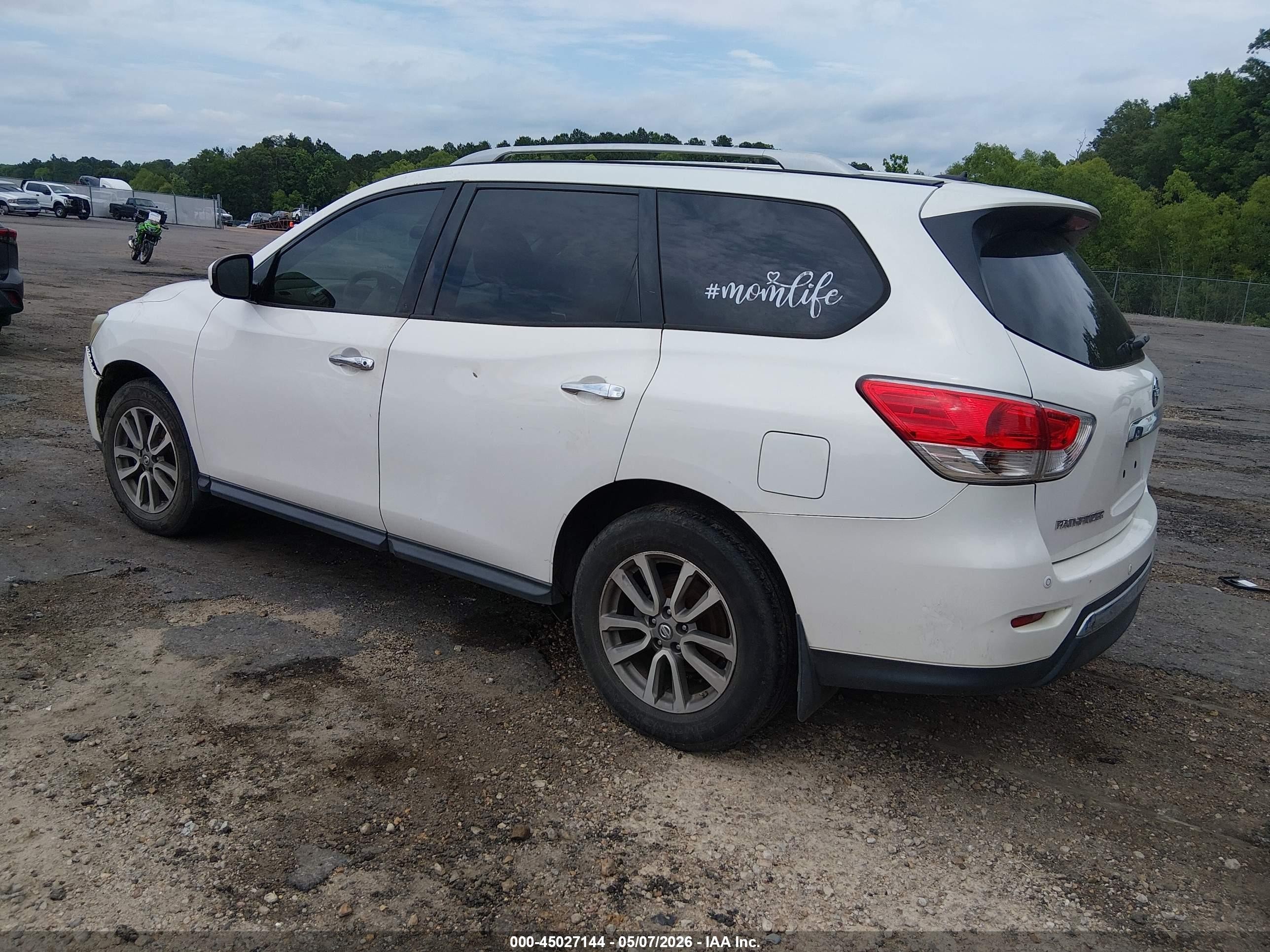 2014 Nissan Pathfinder Sv White vin: 5N1AR2MN1EC651151