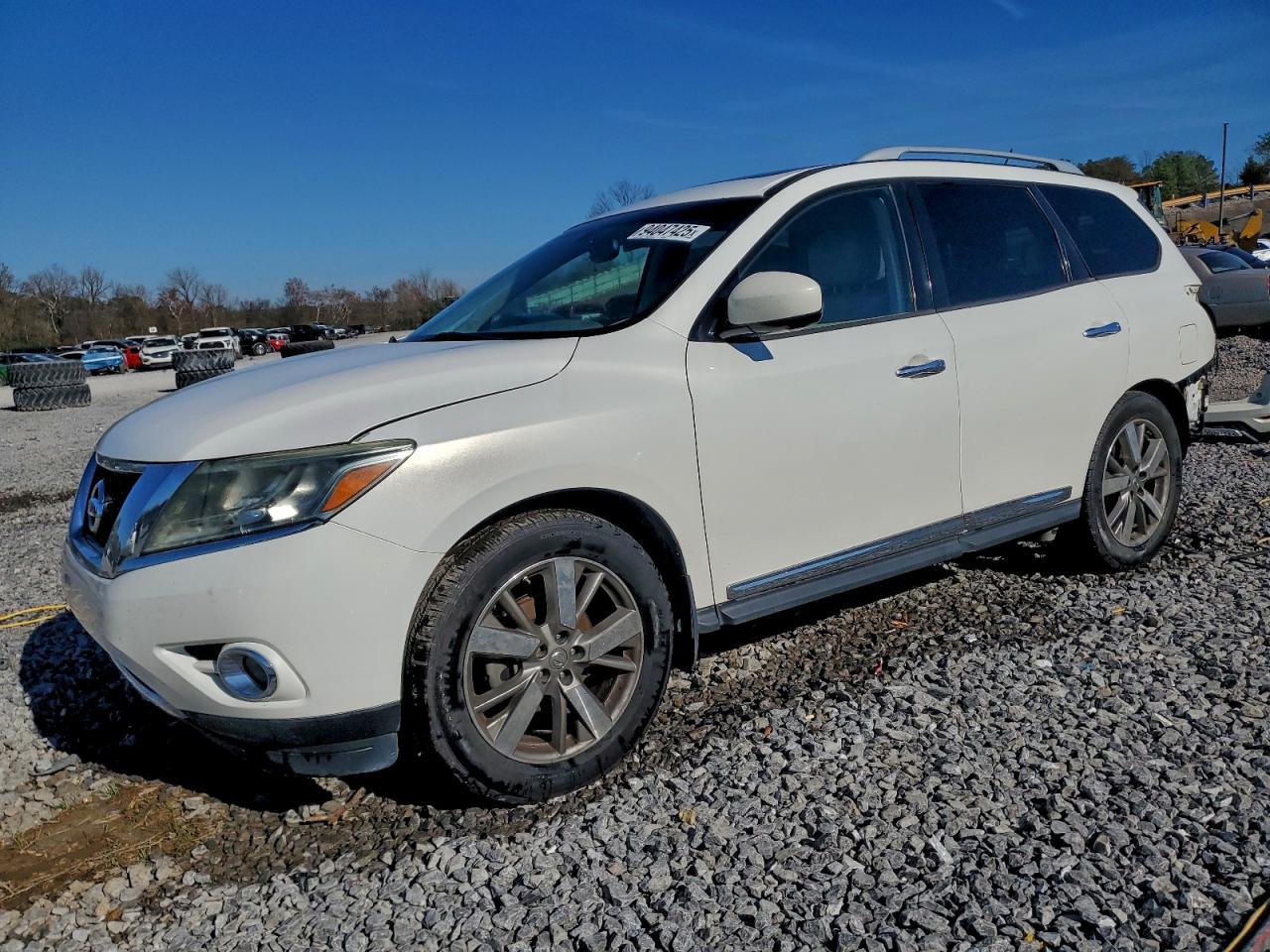 2014 Nissan Pathfinder S White vin: 5N1AR2MN1EC652218