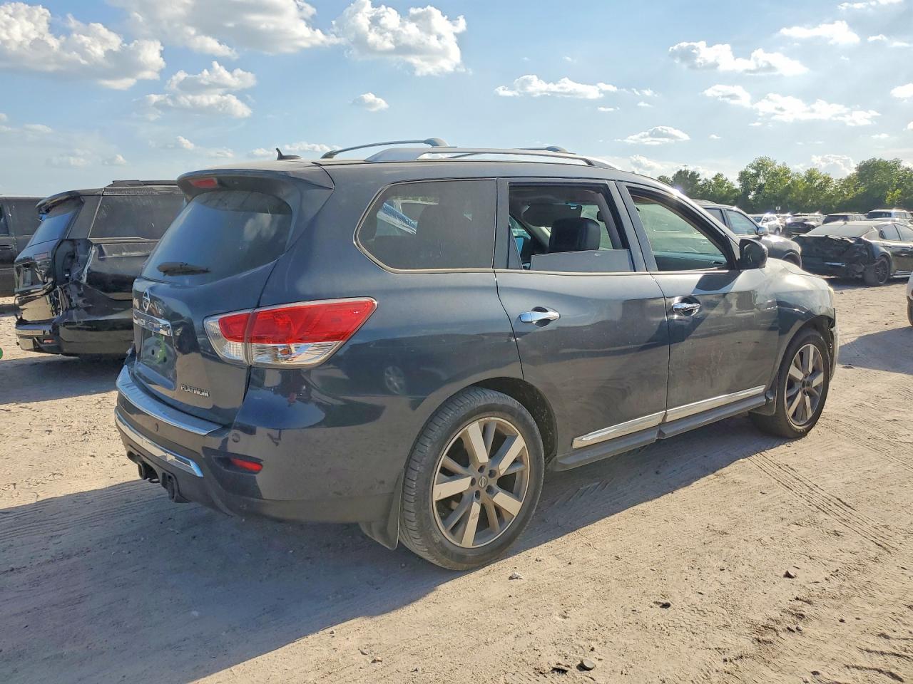2014 Nissan Pathfinder S Black vin: 5N1AR2MN1EC714460