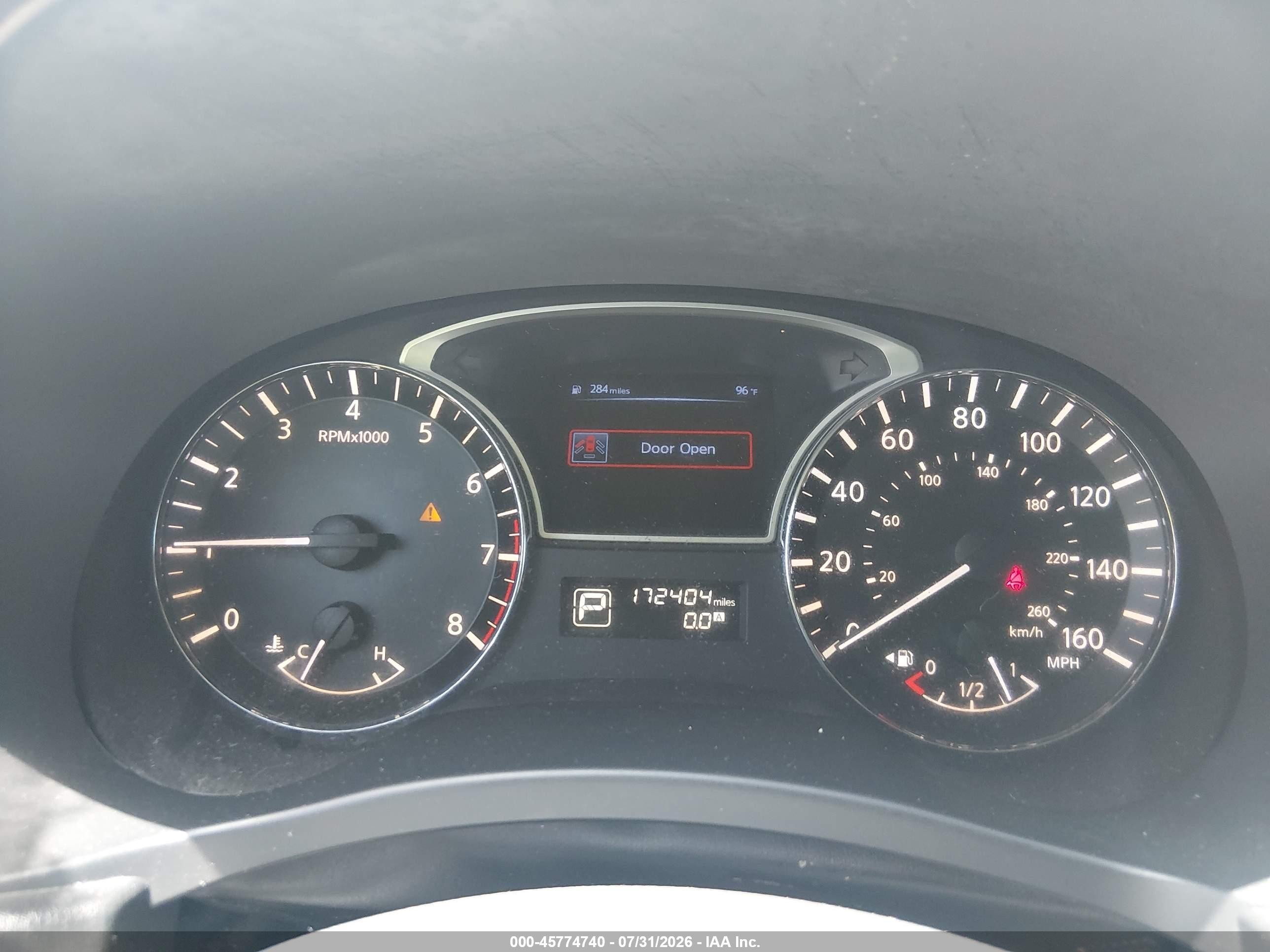 2014 Nissan Pathfinder S Серебряный vin: 5N1AR2MN1EC718072