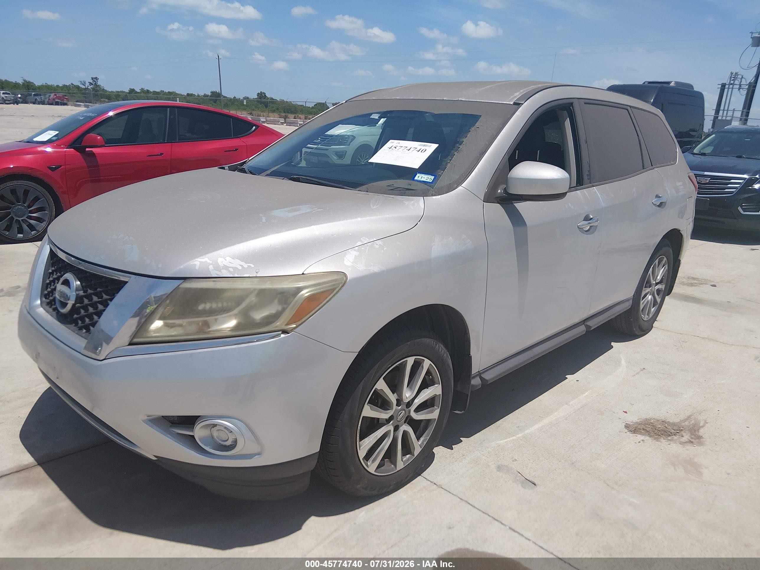 2014 Nissan Pathfinder S Серебряный vin: 5N1AR2MN1EC718072