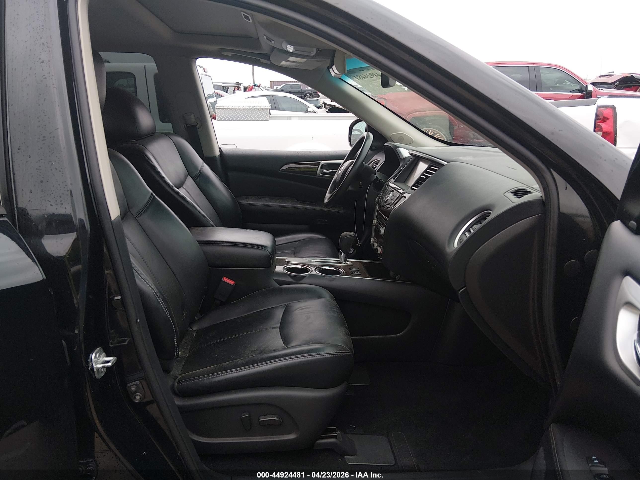 2015 Nissan Pathfinder Sl Black vin: 5N1AR2MN1FC602050