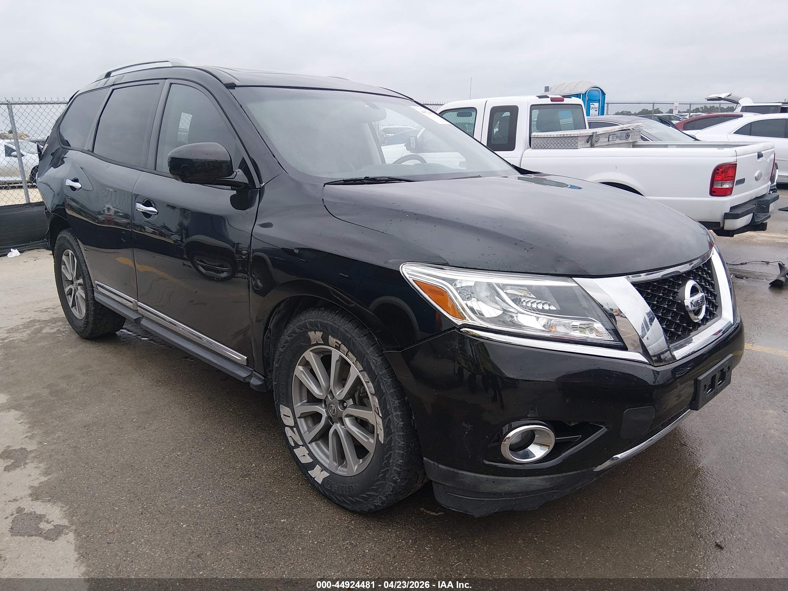 2015 Nissan Pathfinder Sl Черный vin: 5N1AR2MN1FC602050
