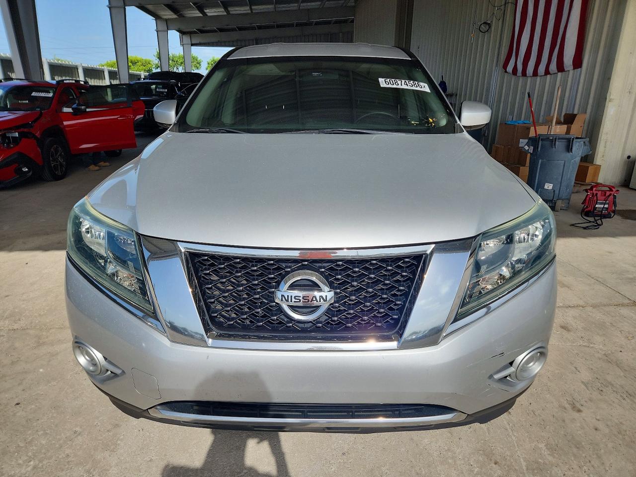 2015 Nissan Pathfinder S Серебряный vin: 5N1AR2MN1FC615400