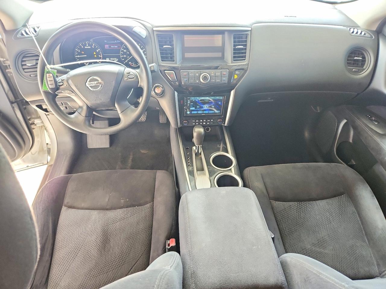 2015 Nissan Pathfinder S Серебряный vin: 5N1AR2MN1FC615400