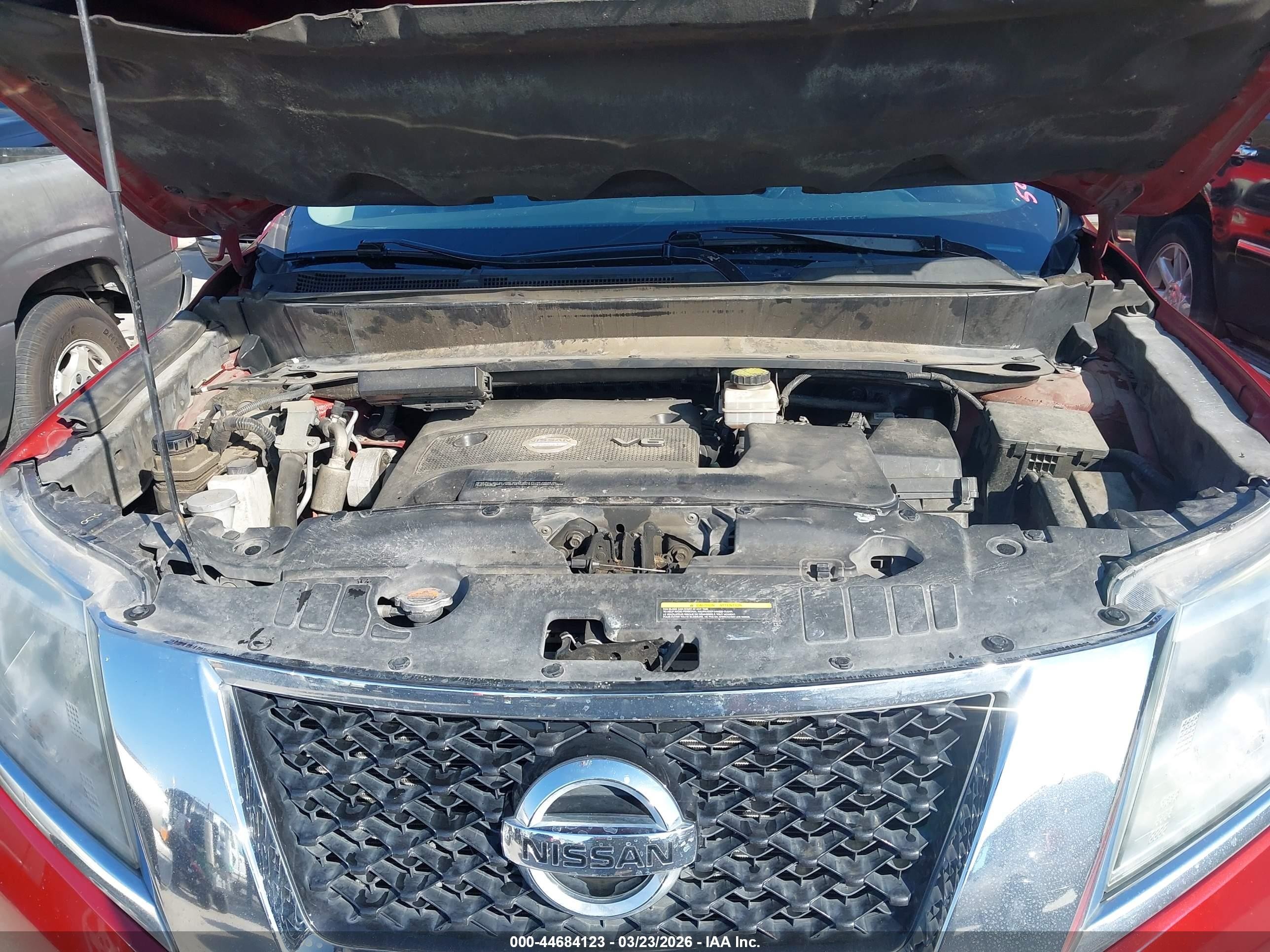 2015 Nissan Pathfinder Platinum/s/sl/sv Red vin: 5N1AR2MN1FC649255