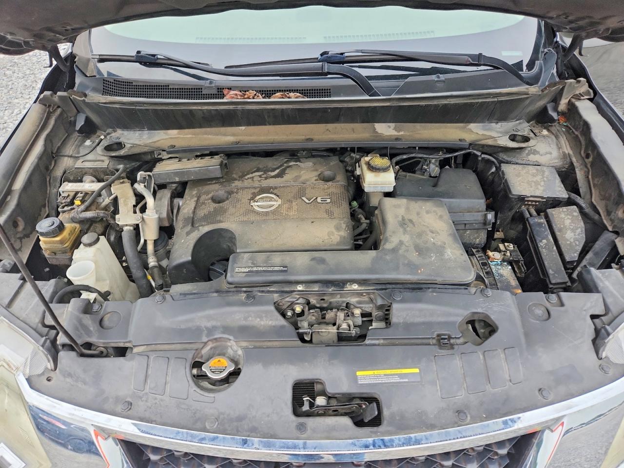 2015 Nissan Pathfinder S Зеленый vin: 5N1AR2MN1FC657355