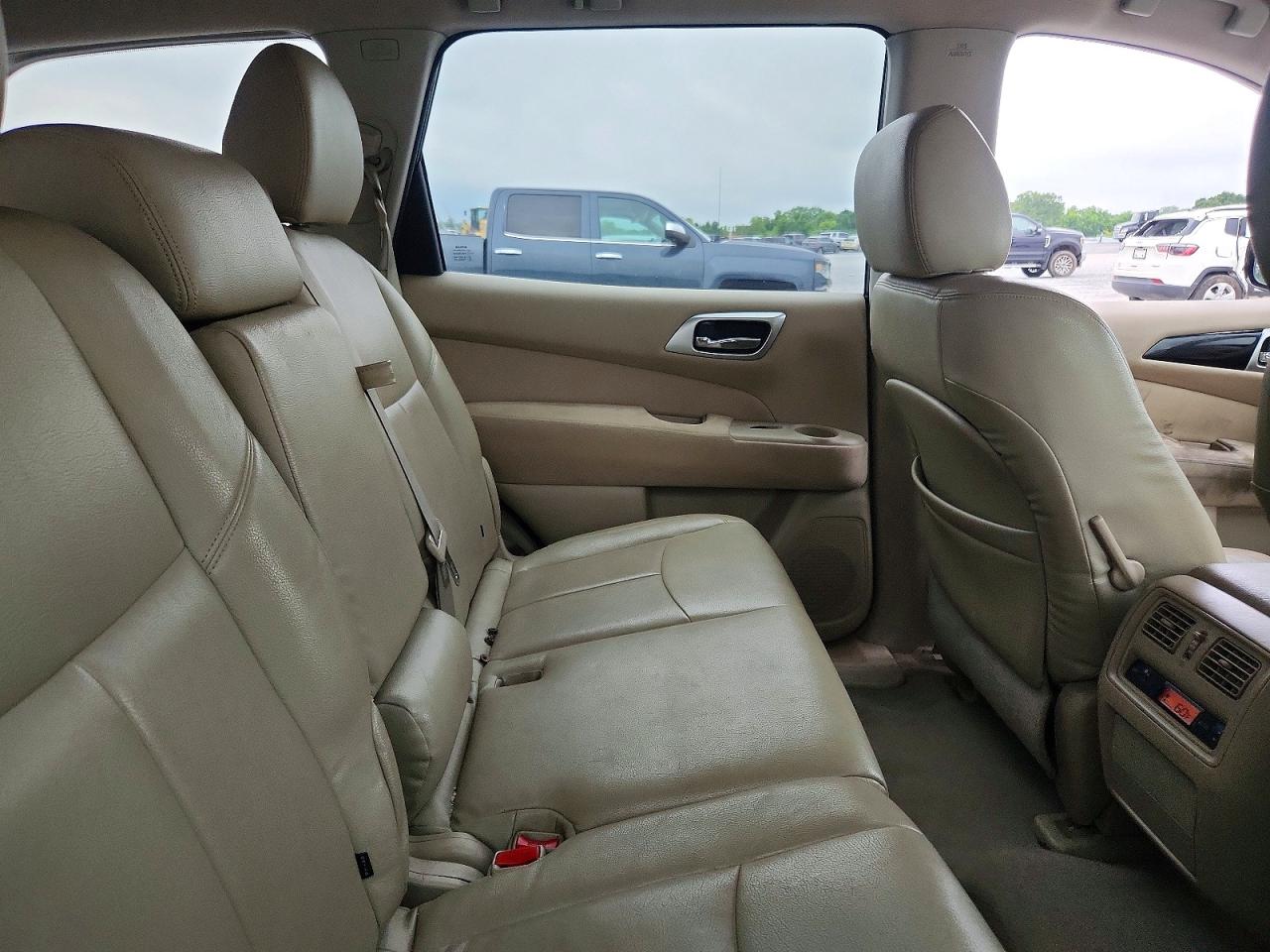 2015 Nissan Pathfinder S Зеленый vin: 5N1AR2MN1FC657355