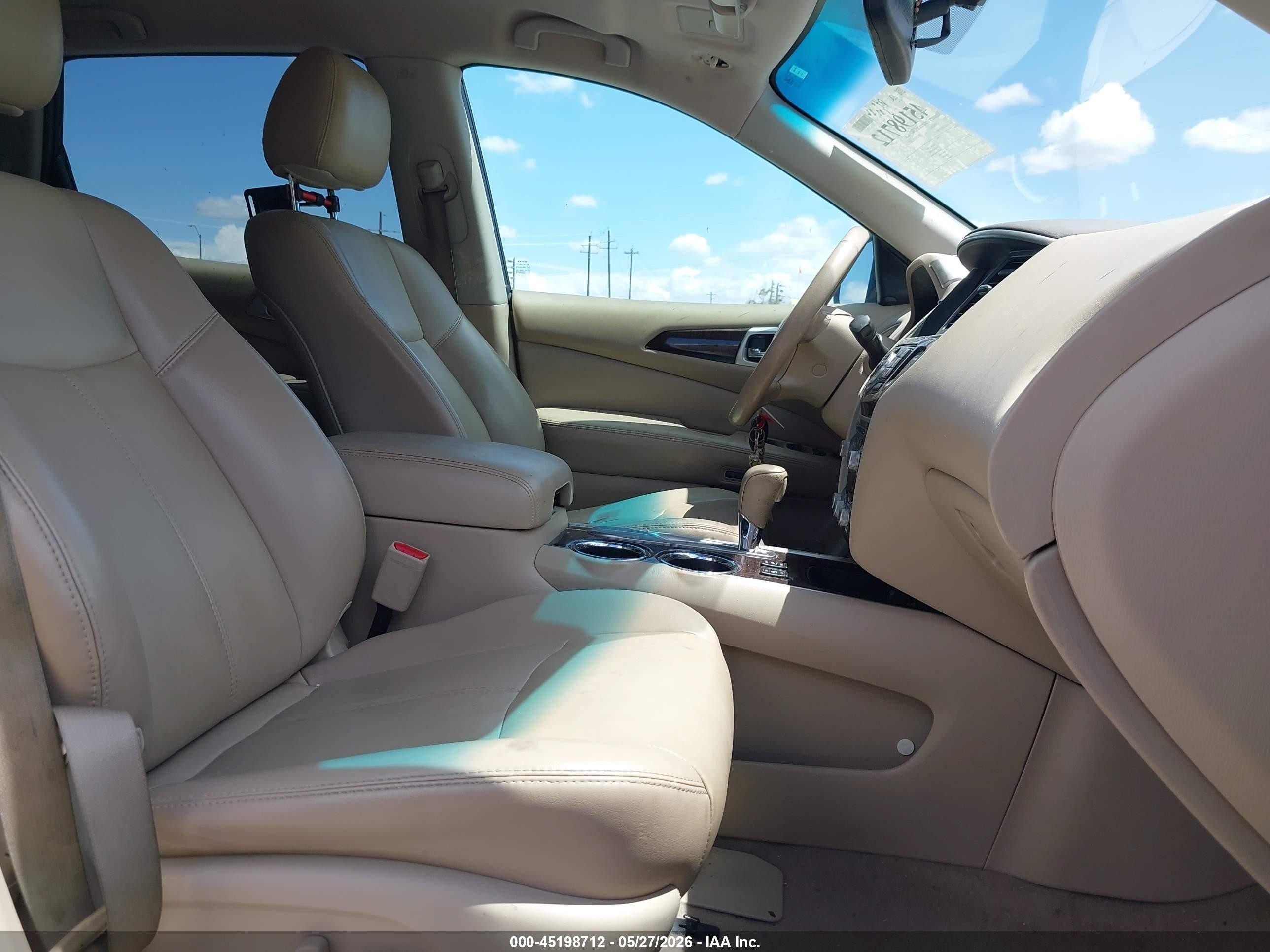 2015 Nissan Pathfinder Sl White vin: 5N1AR2MN1FC662670
