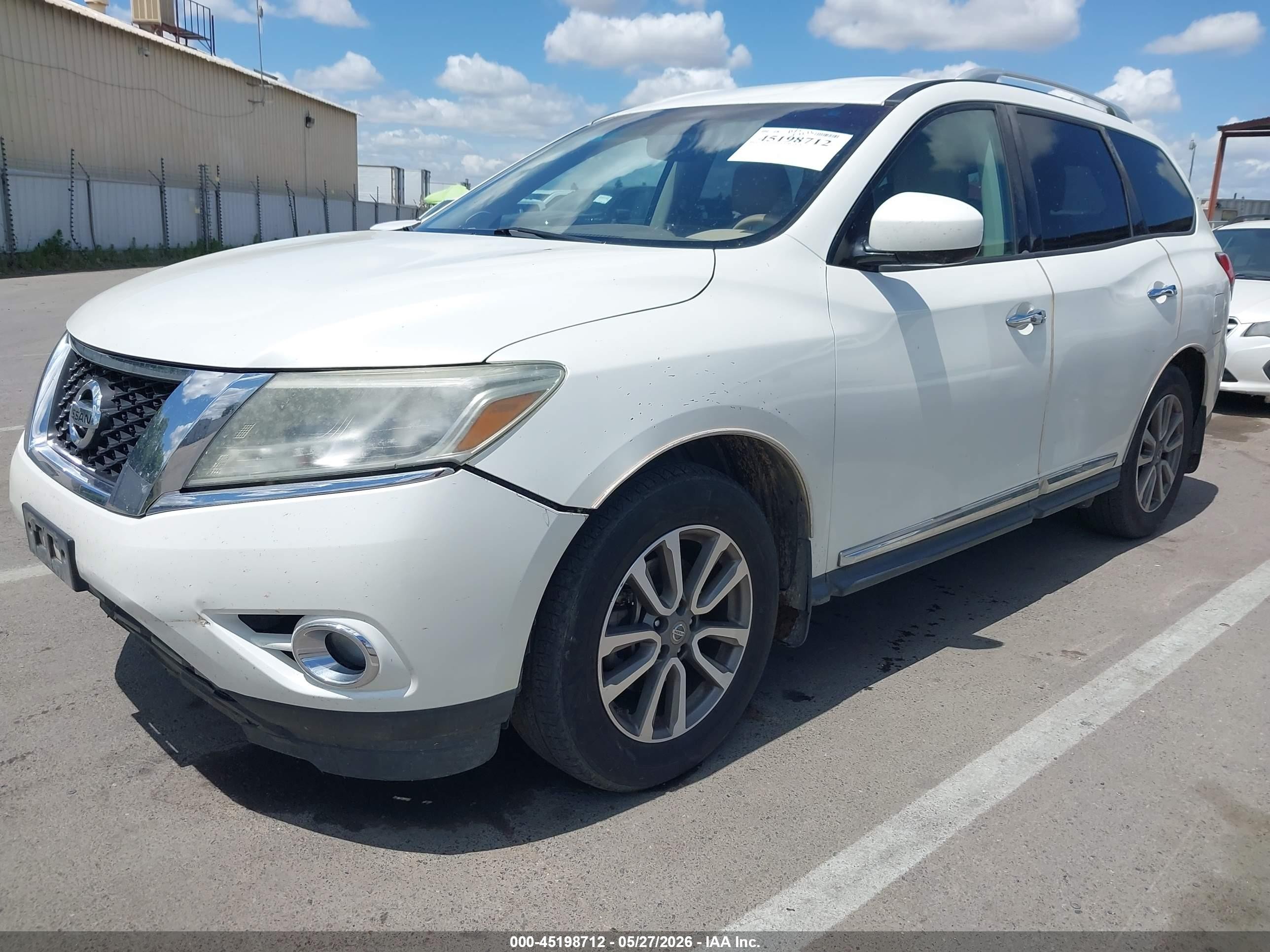 2015 Nissan Pathfinder Sl White vin: 5N1AR2MN1FC662670