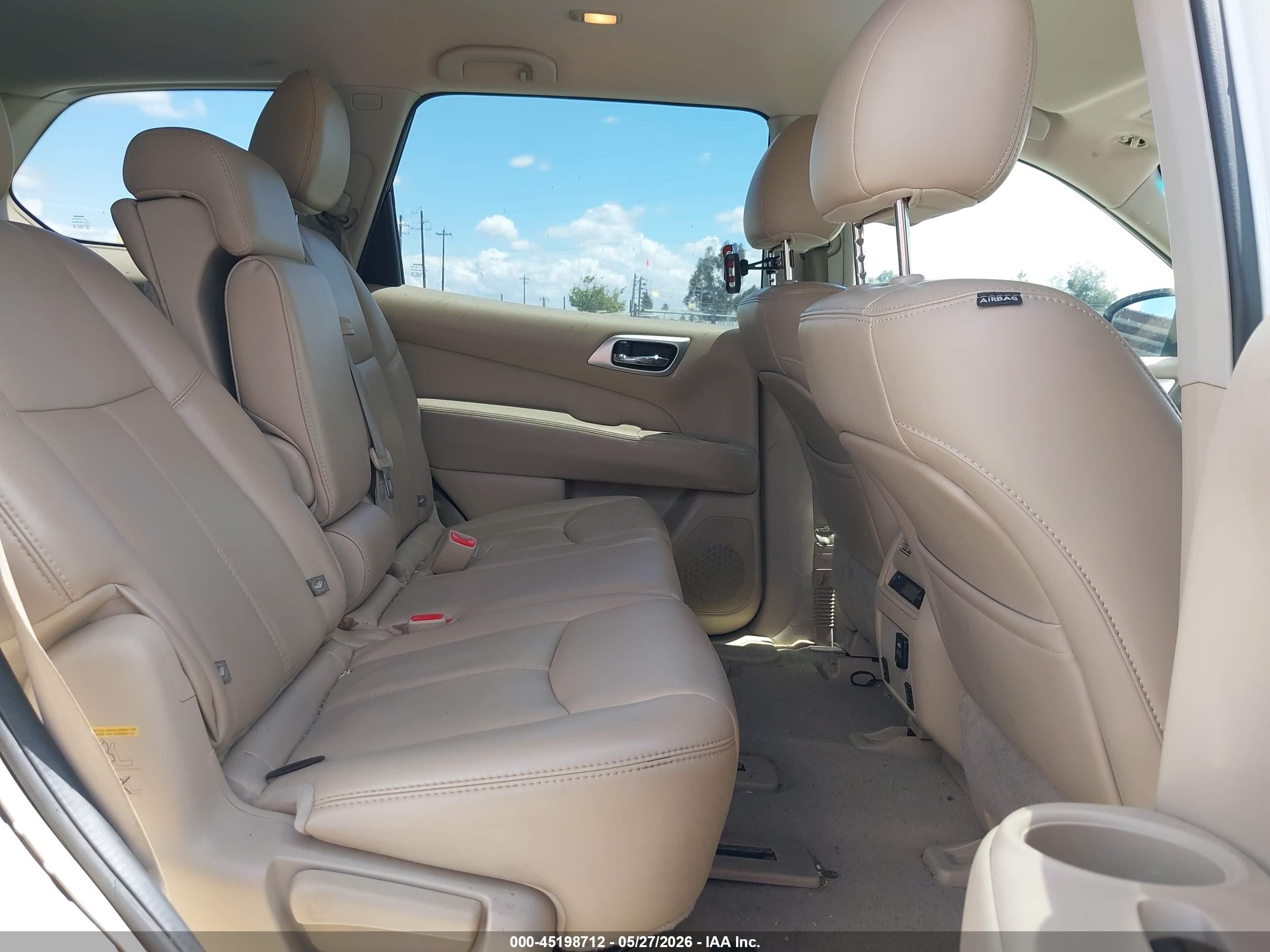 2015 Nissan Pathfinder Sl White vin: 5N1AR2MN1FC662670