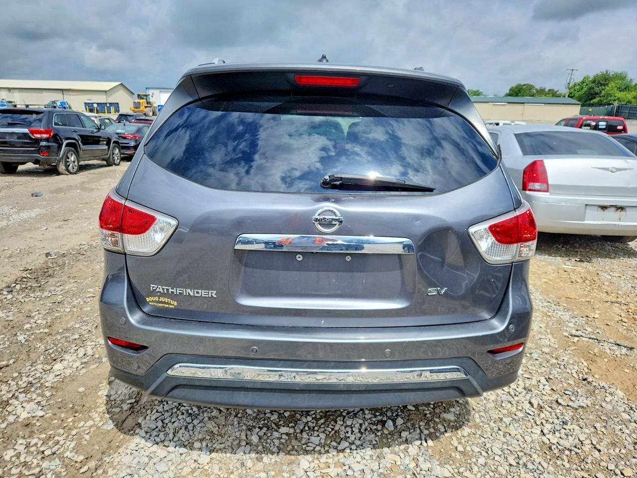 2015 Nissan Pathfinder Sv Gray vin: 5N1AR2MN1FC677010