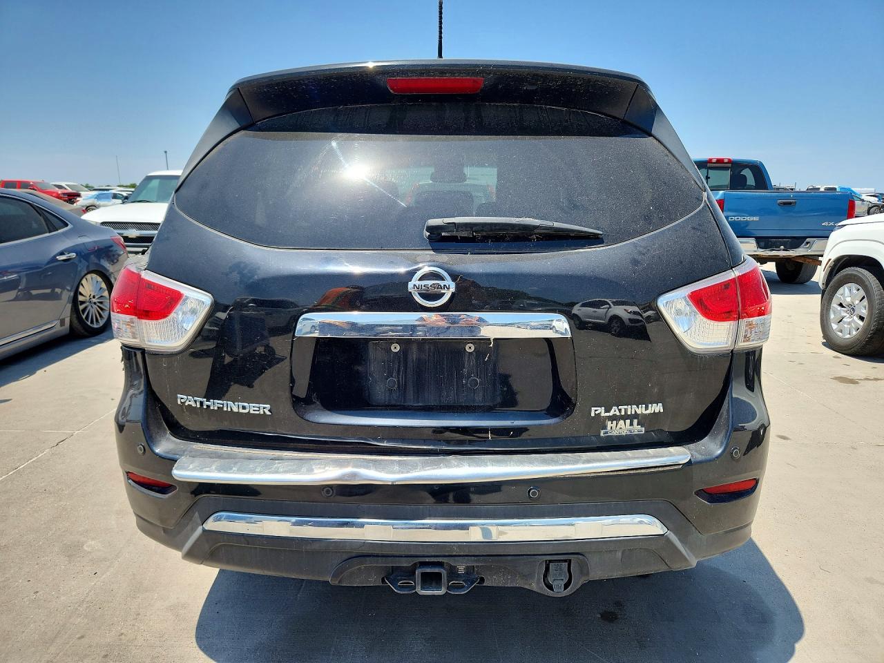2015 Nissan Pathfinder S Black vin: 5N1AR2MN1FC681378