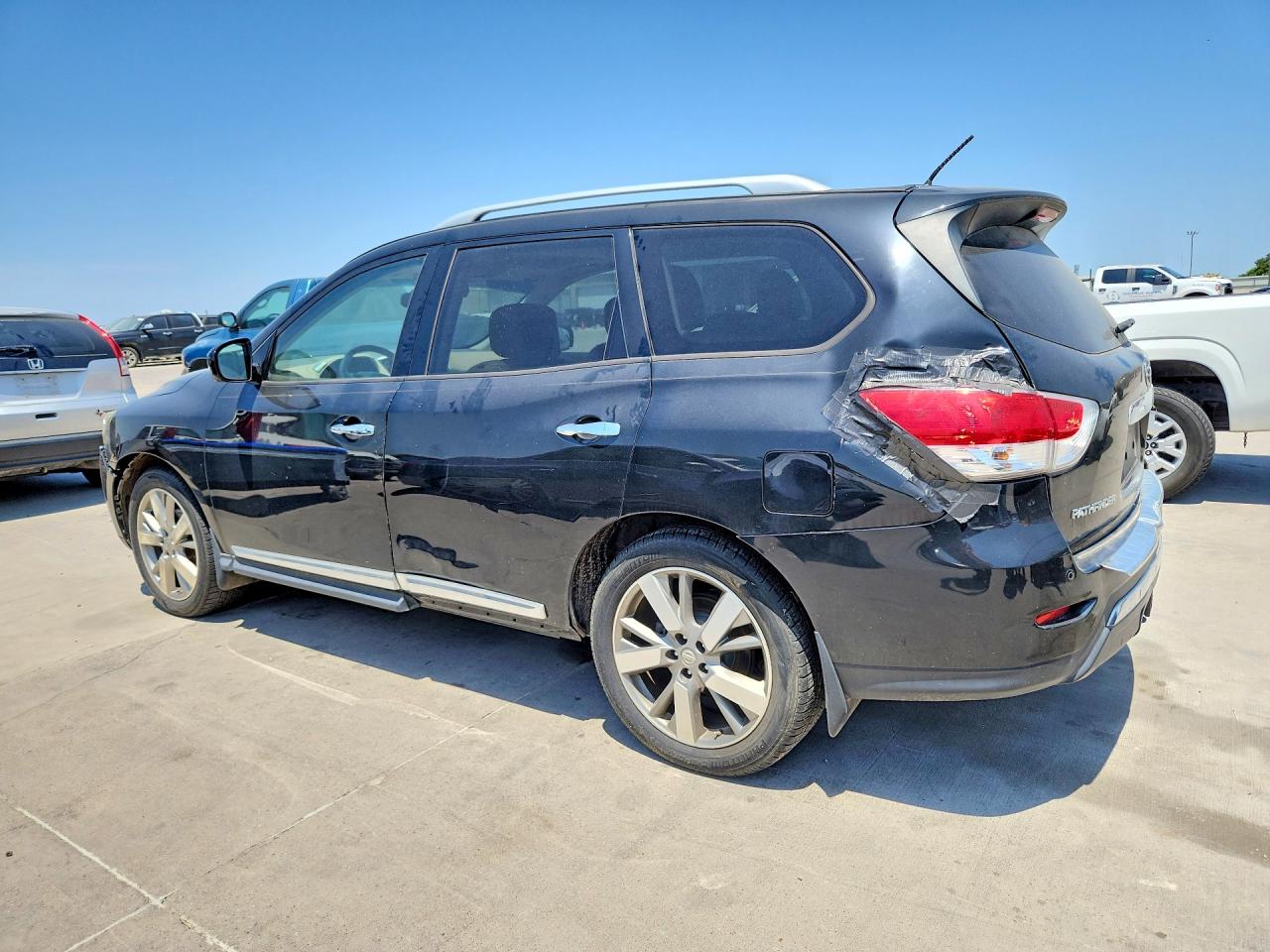 2015 Nissan Pathfinder S Black vin: 5N1AR2MN1FC681378