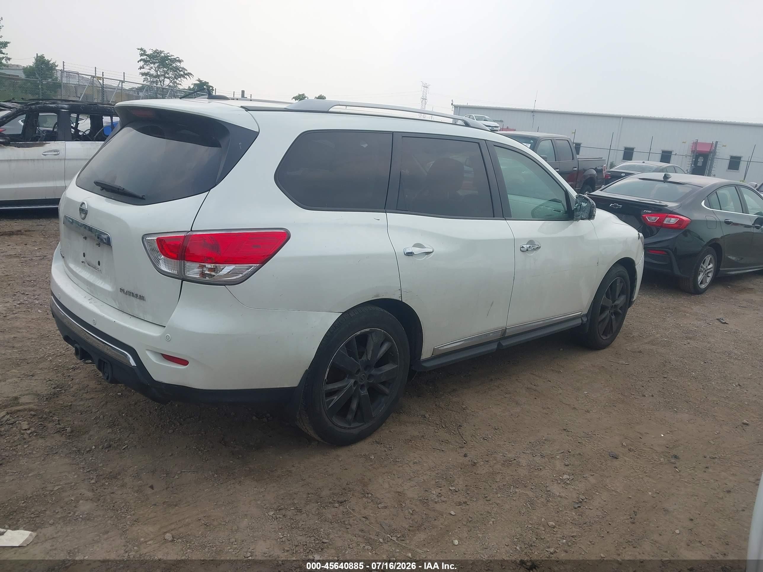 2015 Nissan Pathfinder Platinum White vin: 5N1AR2MN1FC684331