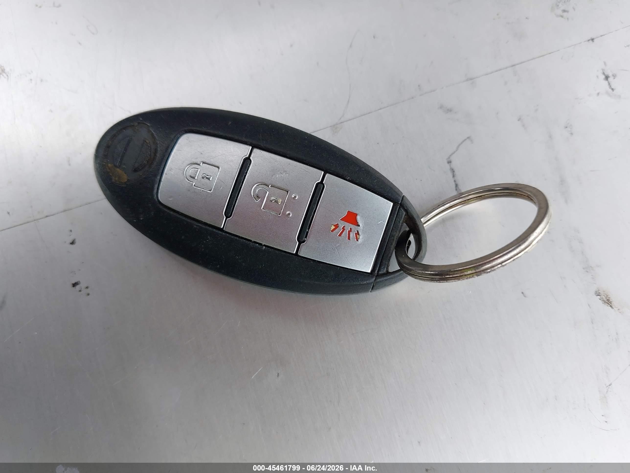 2015 Nissan Pathfinder S Серый vin: 5N1AR2MN1FC708904