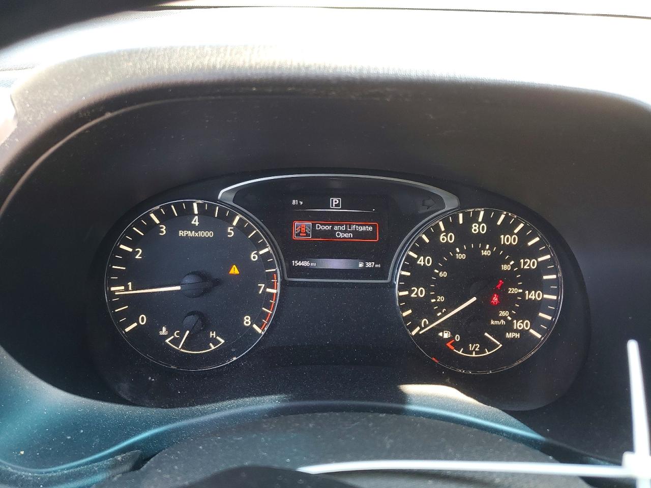2016 Nissan Pathfinder S Silver vin: 5N1AR2MN1GC615284